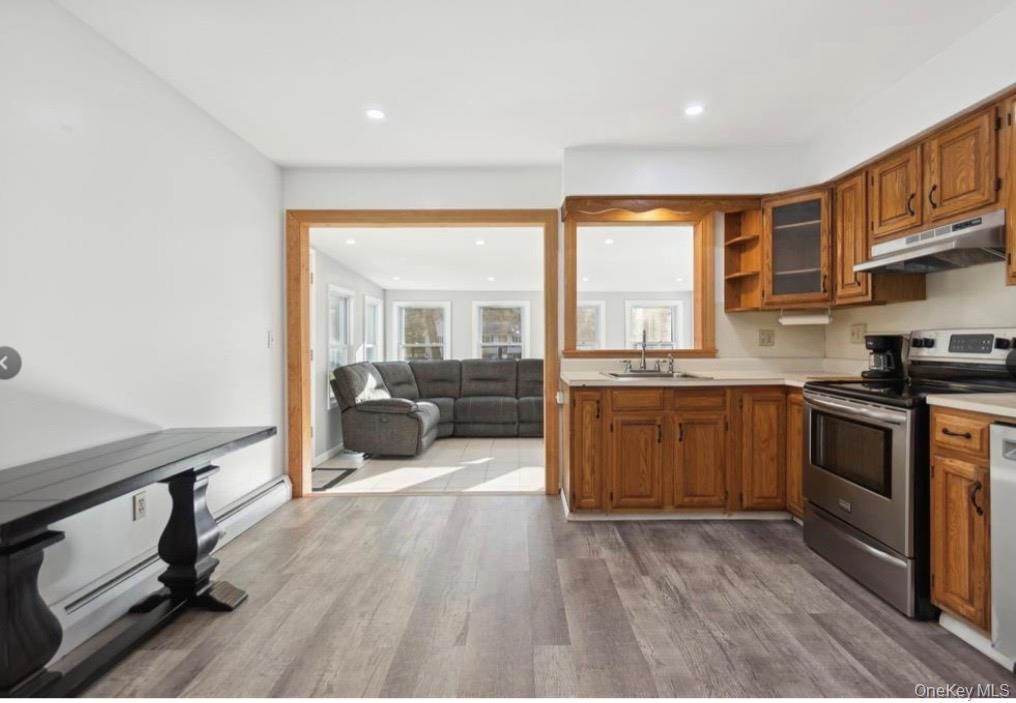 98 Widmer Road, Wappingers Falls, NY 12590