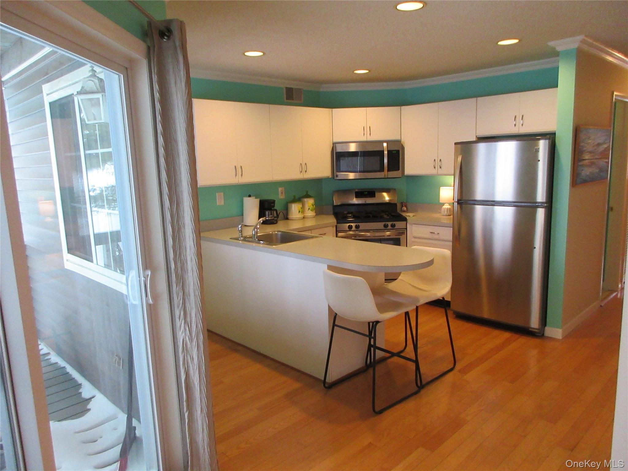 2 Eagle Ridge Way, Nanuet, NY 10954