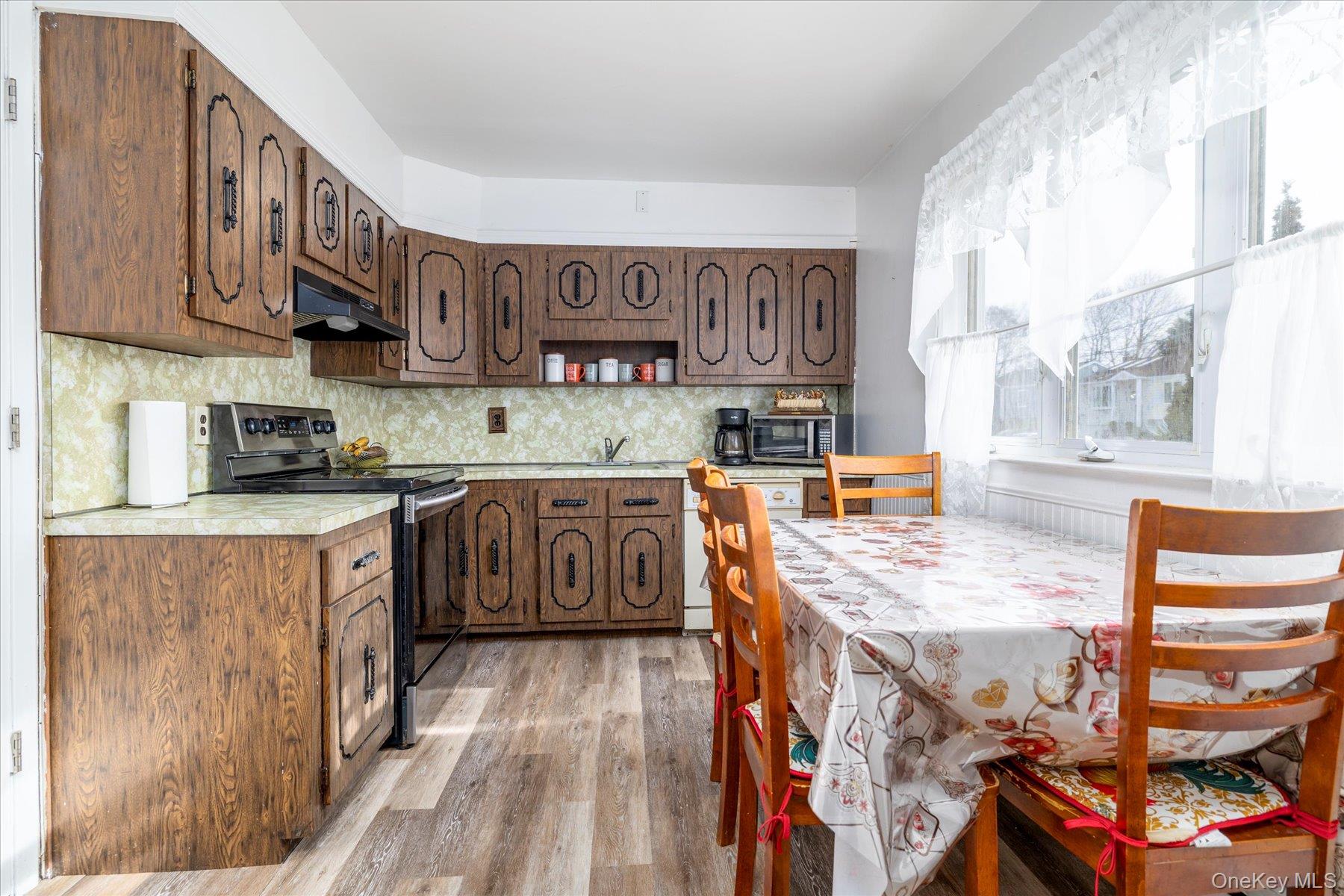 55 Bogart Street, Huntington Station, NY 11746