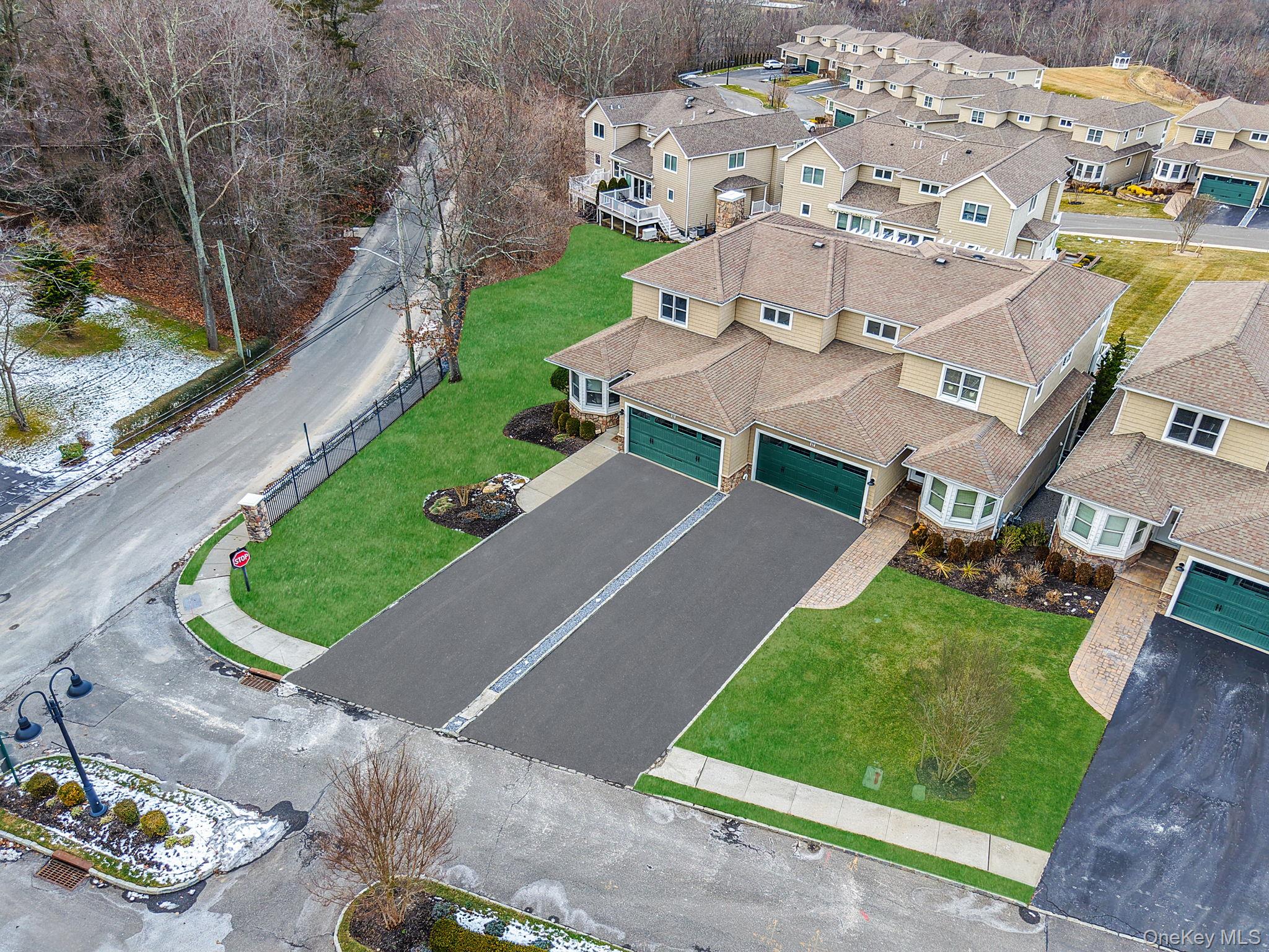 Port Jefferson, NY 11777