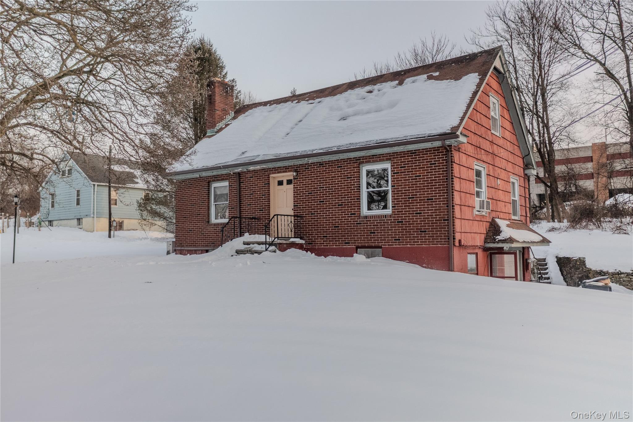 42 W Cedar Street, Poughkeepsie, NY 12601