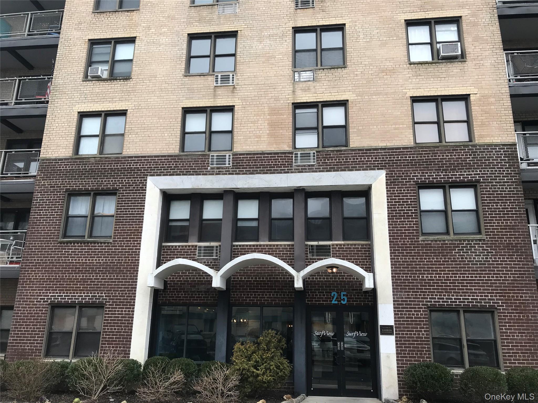 25 Franklin Boulevard # 4P, Long Beach, NY 11561