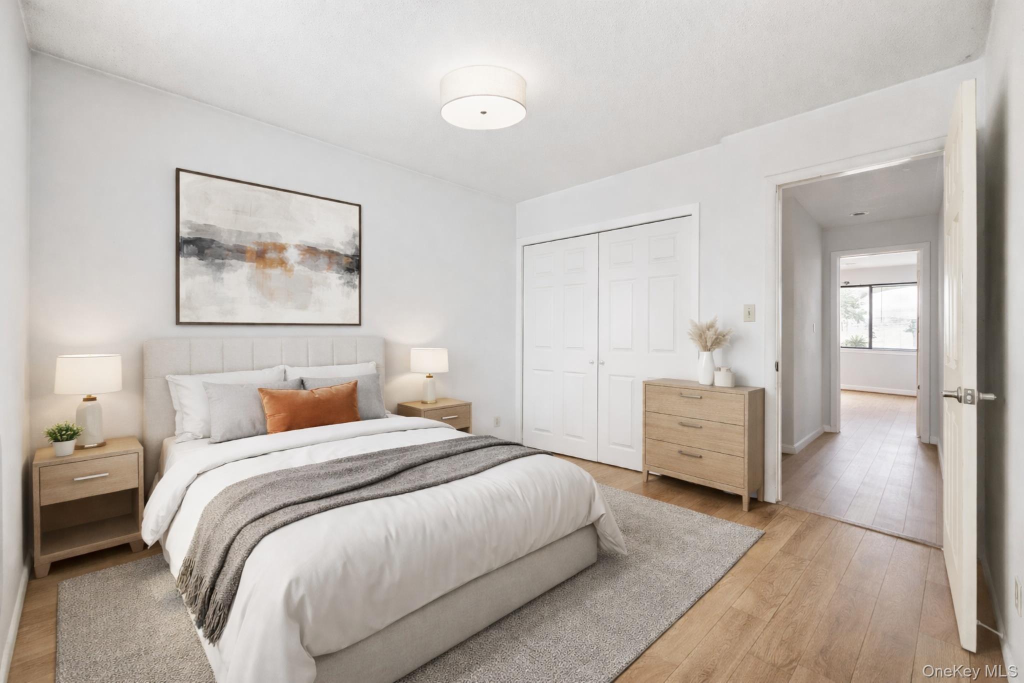 1006 Chelsea Cove S, Hopewell Junction, NY 12533