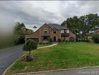 25 Pond Park Road, Great Neck, NY 11023