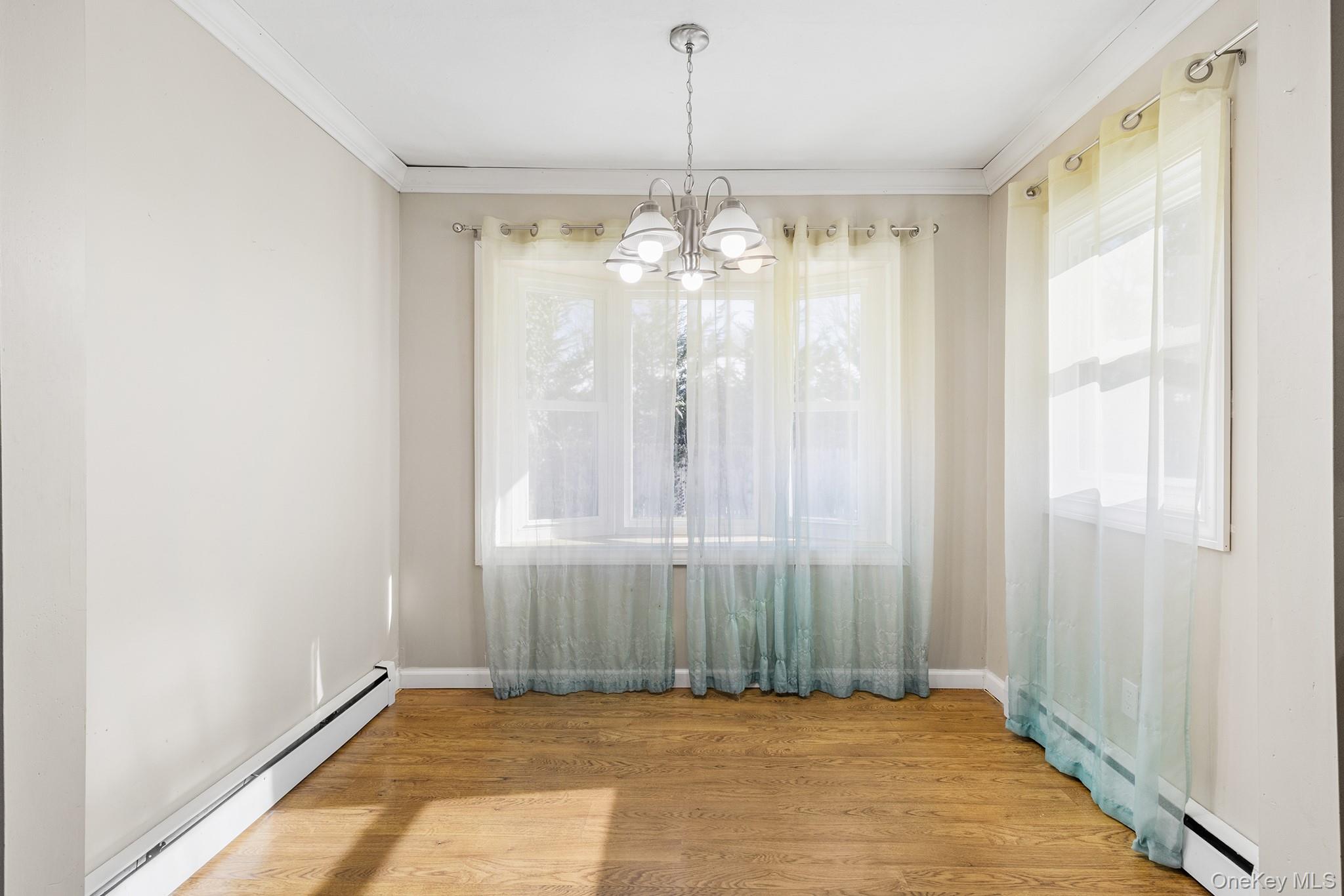 211 Oswego Avenue, Medford, NY 11763