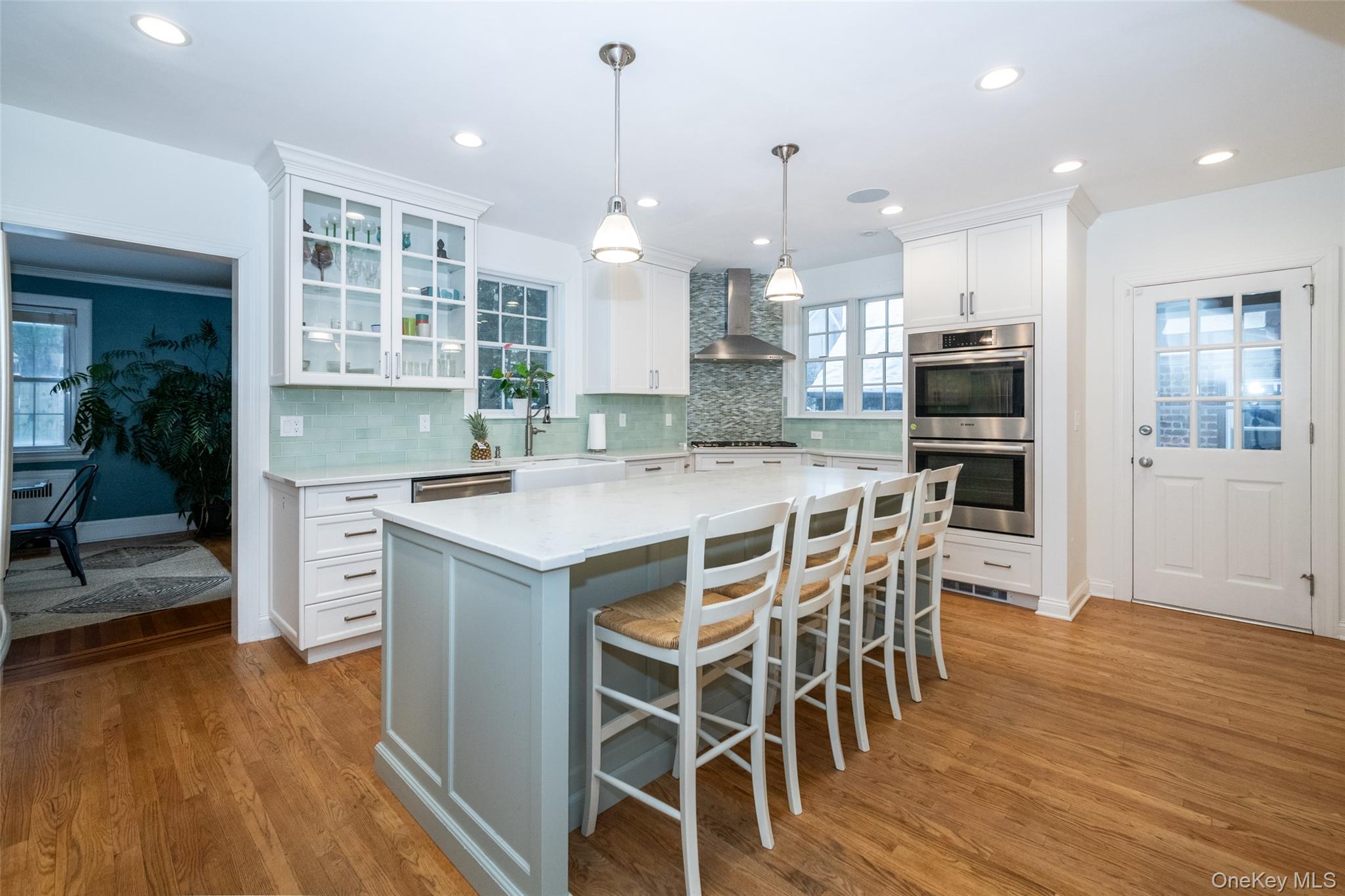 18 Bailey Place, New Rochelle, NY 10801