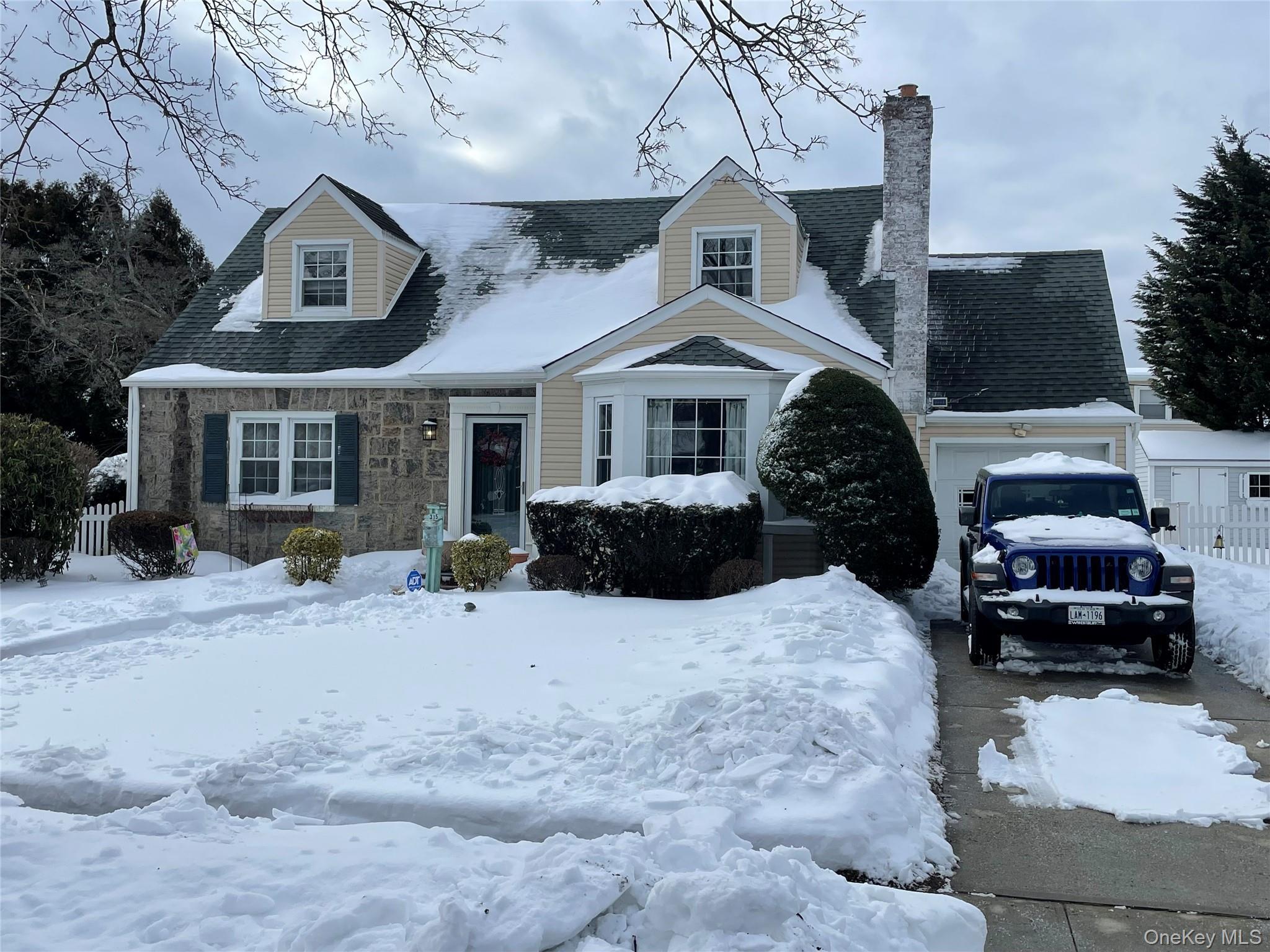 315 Maryland Avenue, Freeport, NY 11520