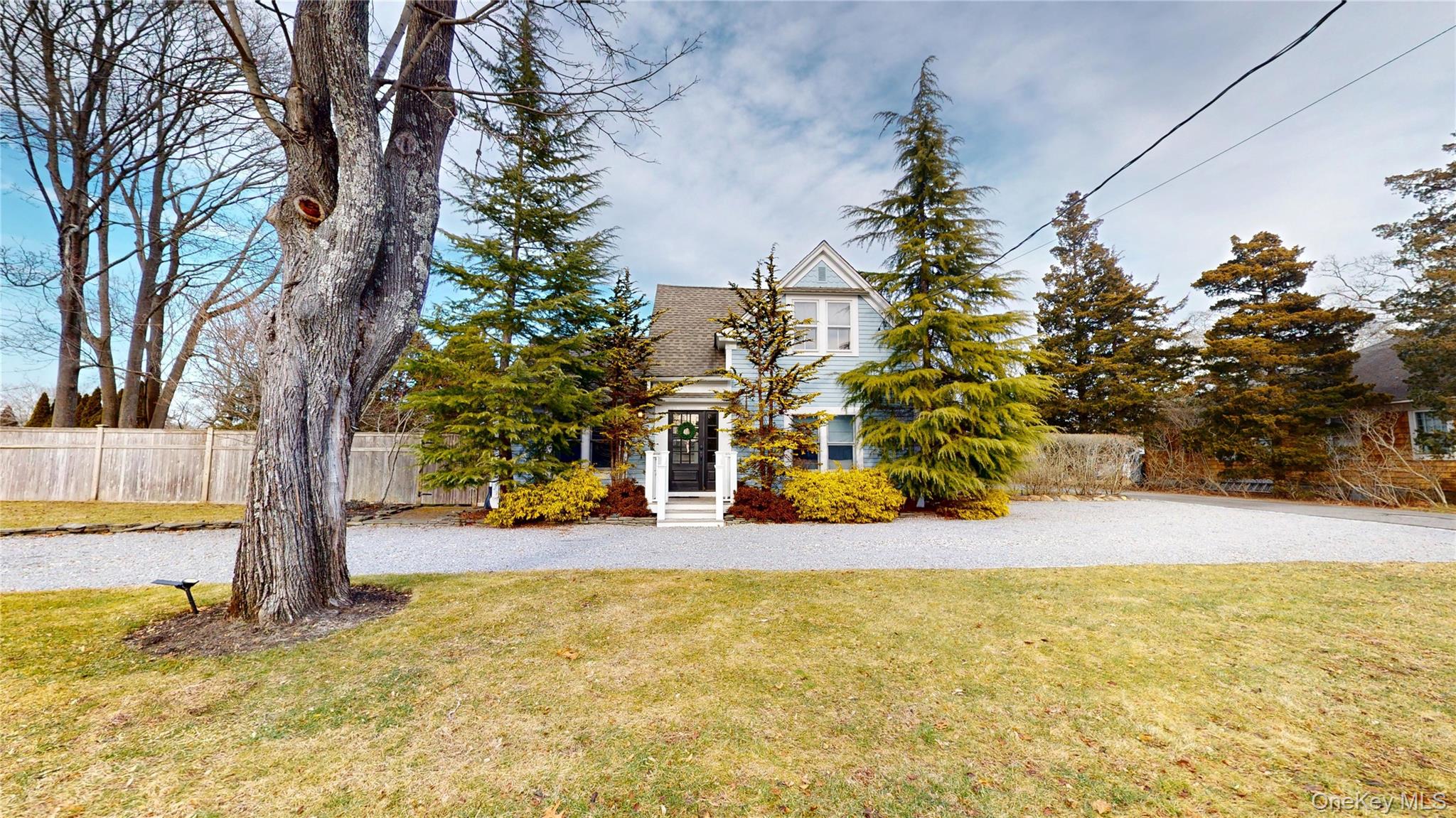 15 Walnut Avenue, East Quogue, NY 11942