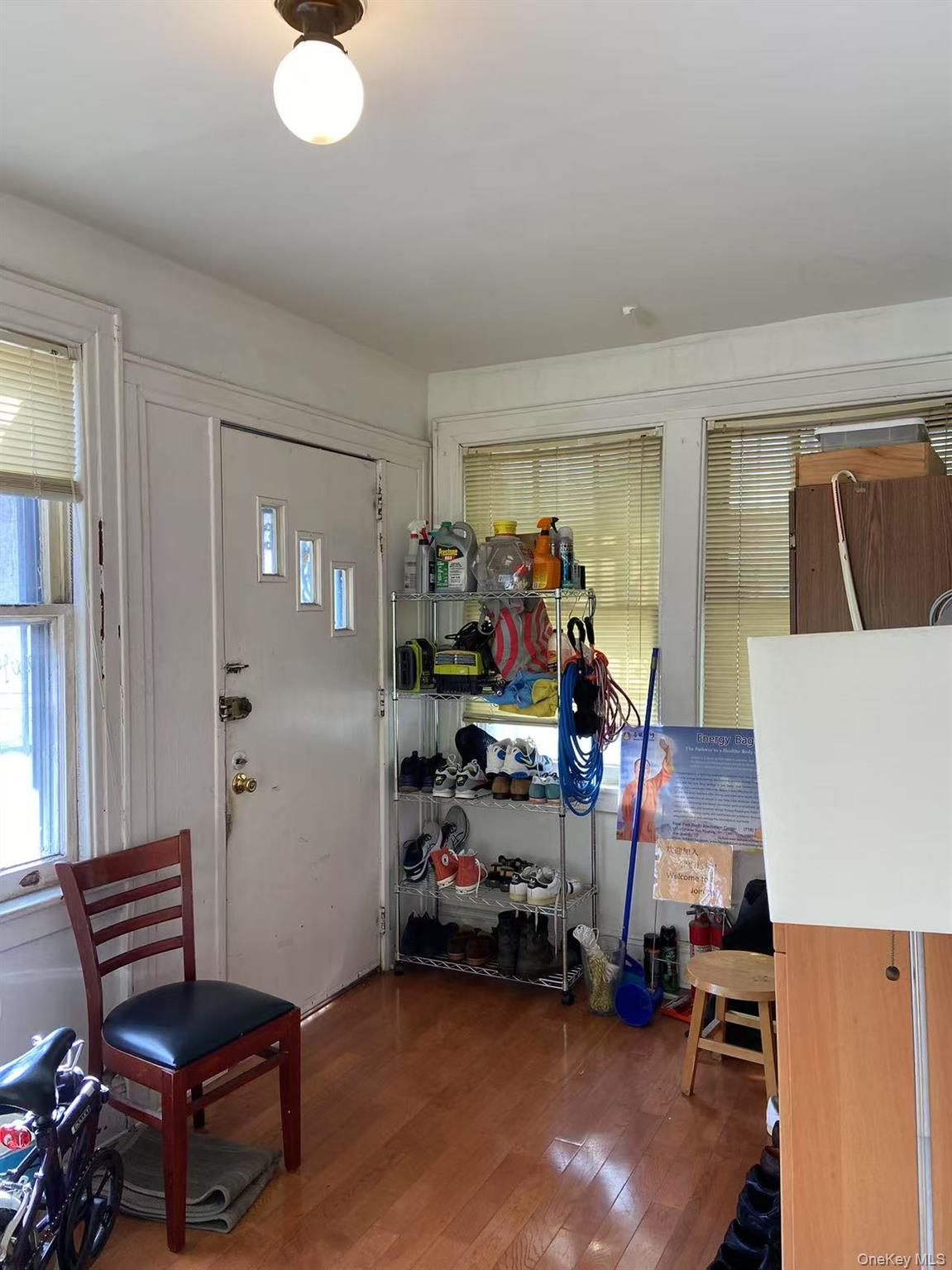 8621 59th Avenue, Elmhurst, NY 11373