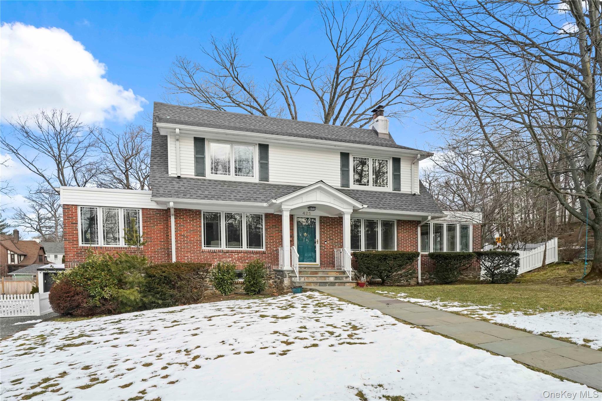 425 Washington Avenue, Pelham, NY 10803