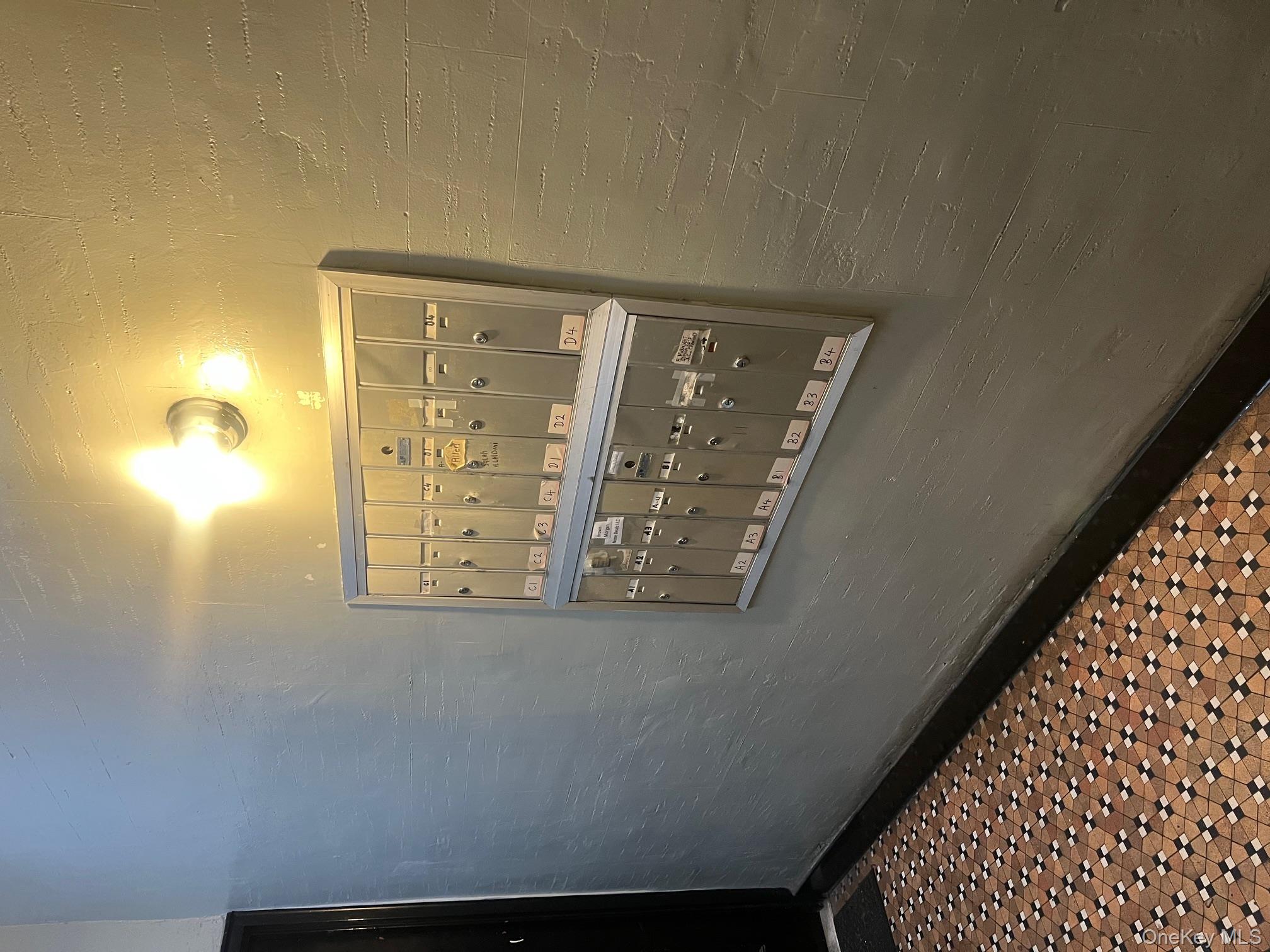 20 W Roosevelt Square, Mount Vernon, NY 10550