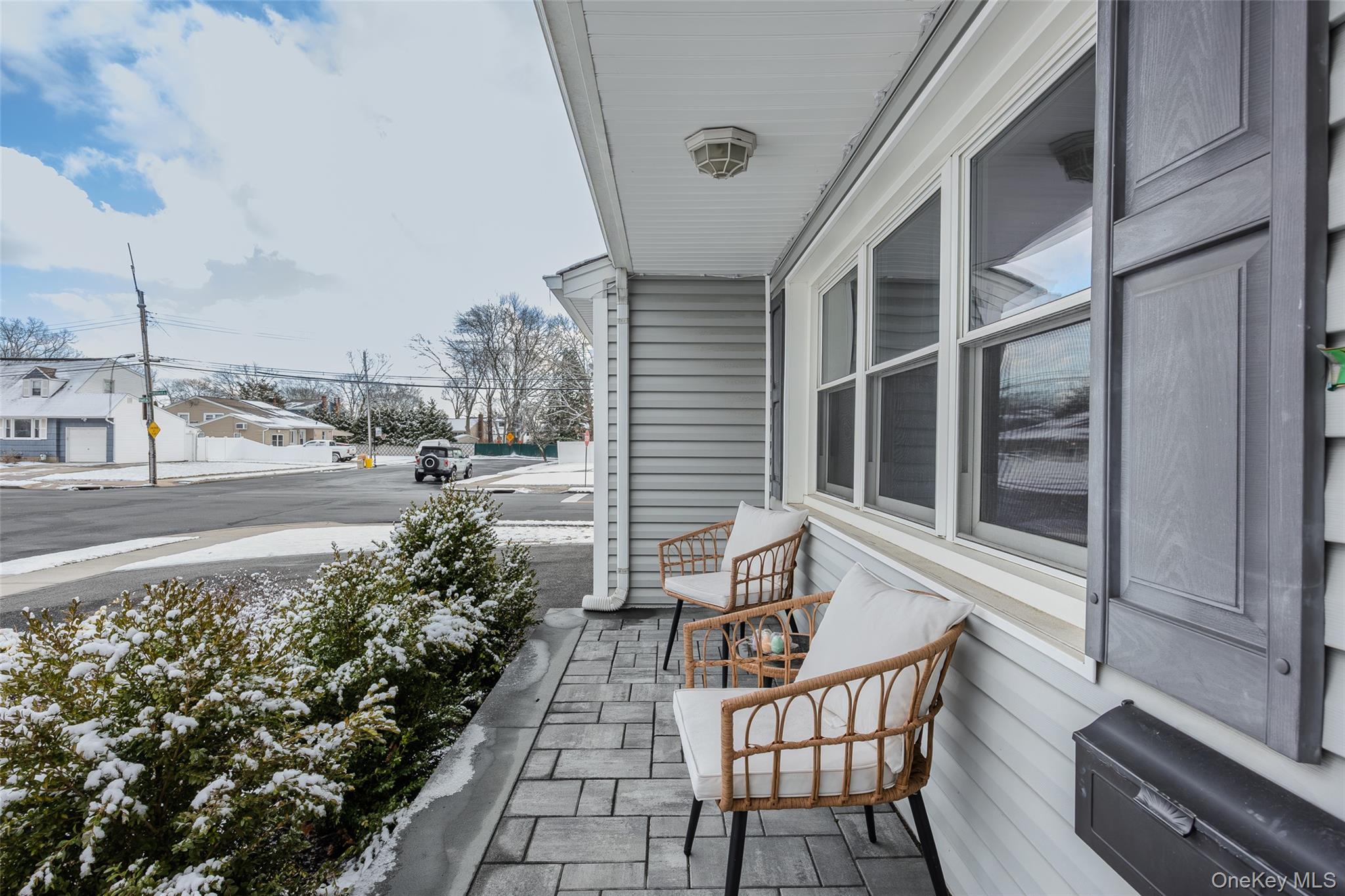 36 Hart Street, Farmingdale, NY 11735