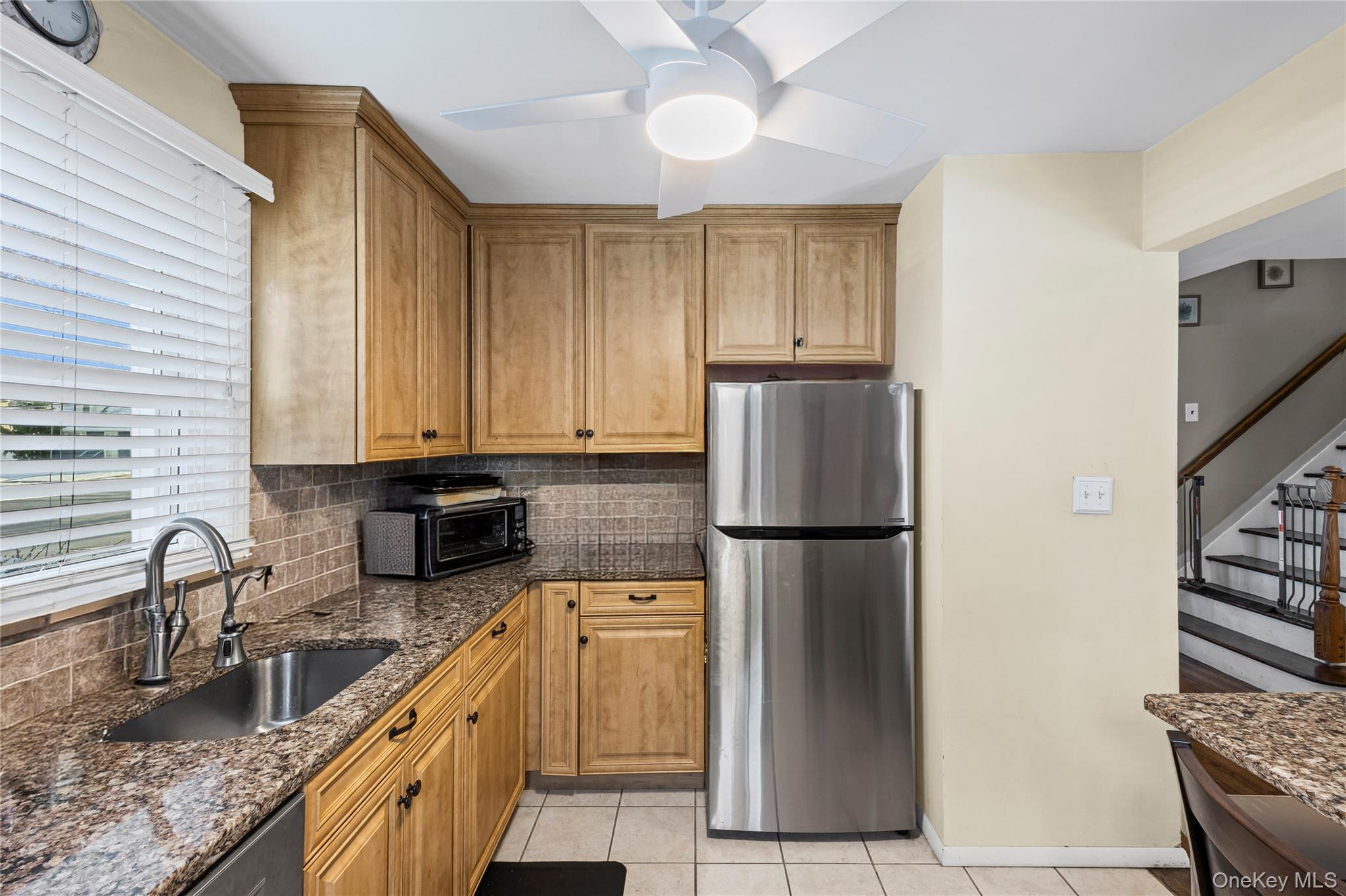 36 Hart Street, Farmingdale, NY 11735