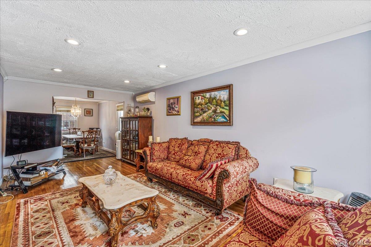 11802 Springfield Boulevard, Cambria Heights, NY 11411