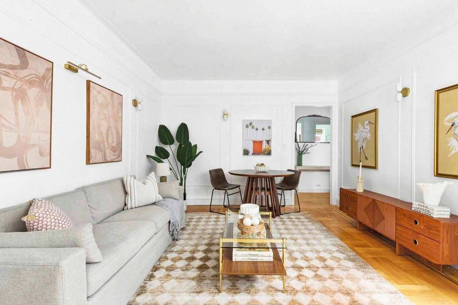 99 E 4TH Street # 1M, New York (Manhattan), NY 10003