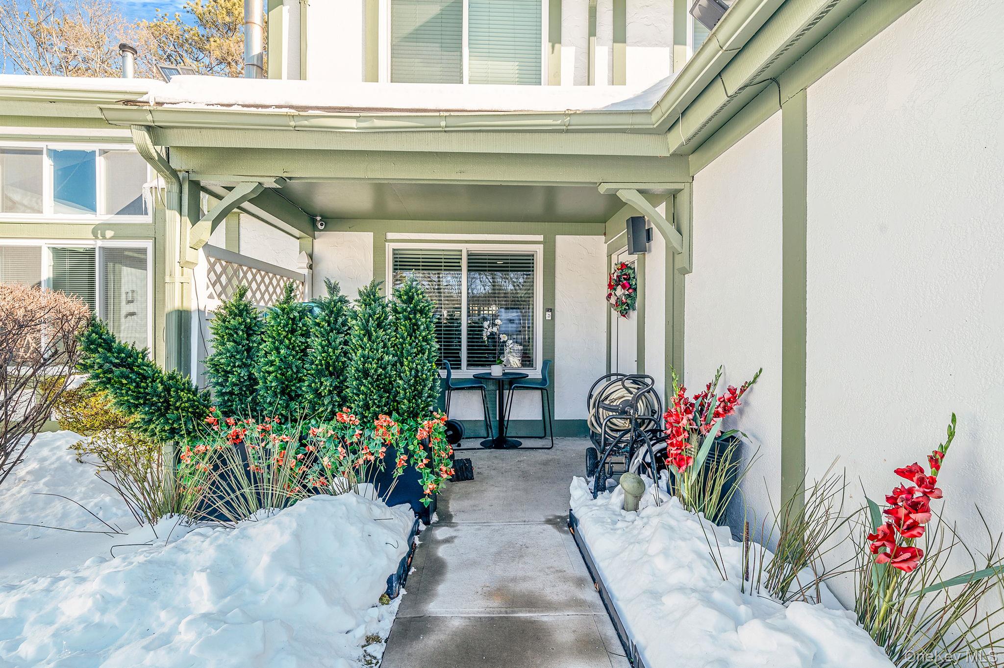 97 Drexelgate Court, Middle Island, NY 11953