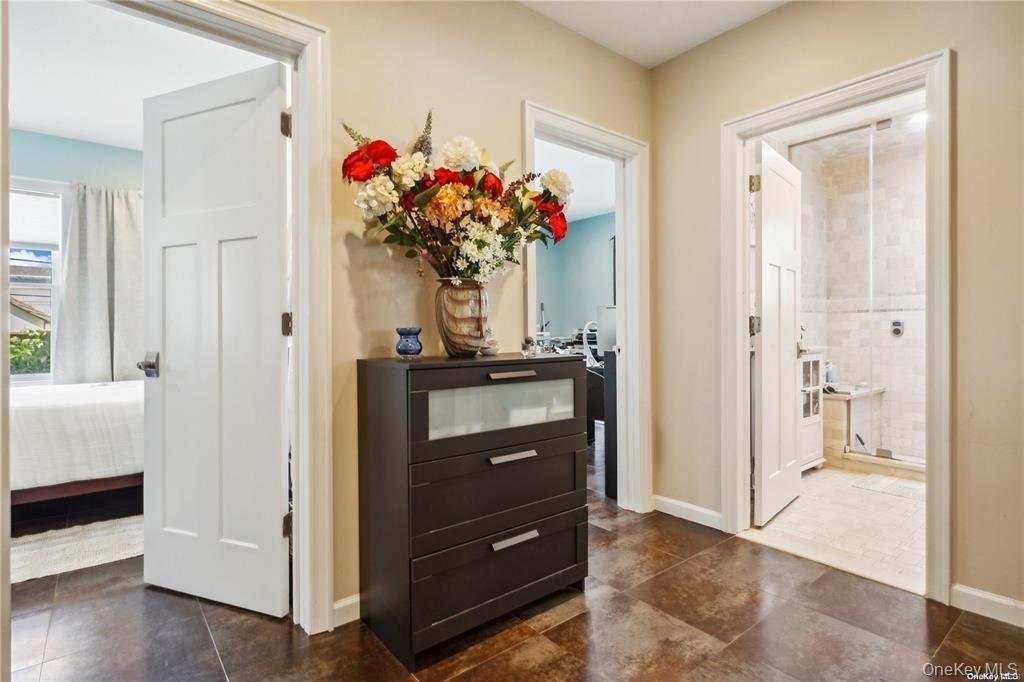 225 E Walnut Street # 1, Long Beach, NY 11561