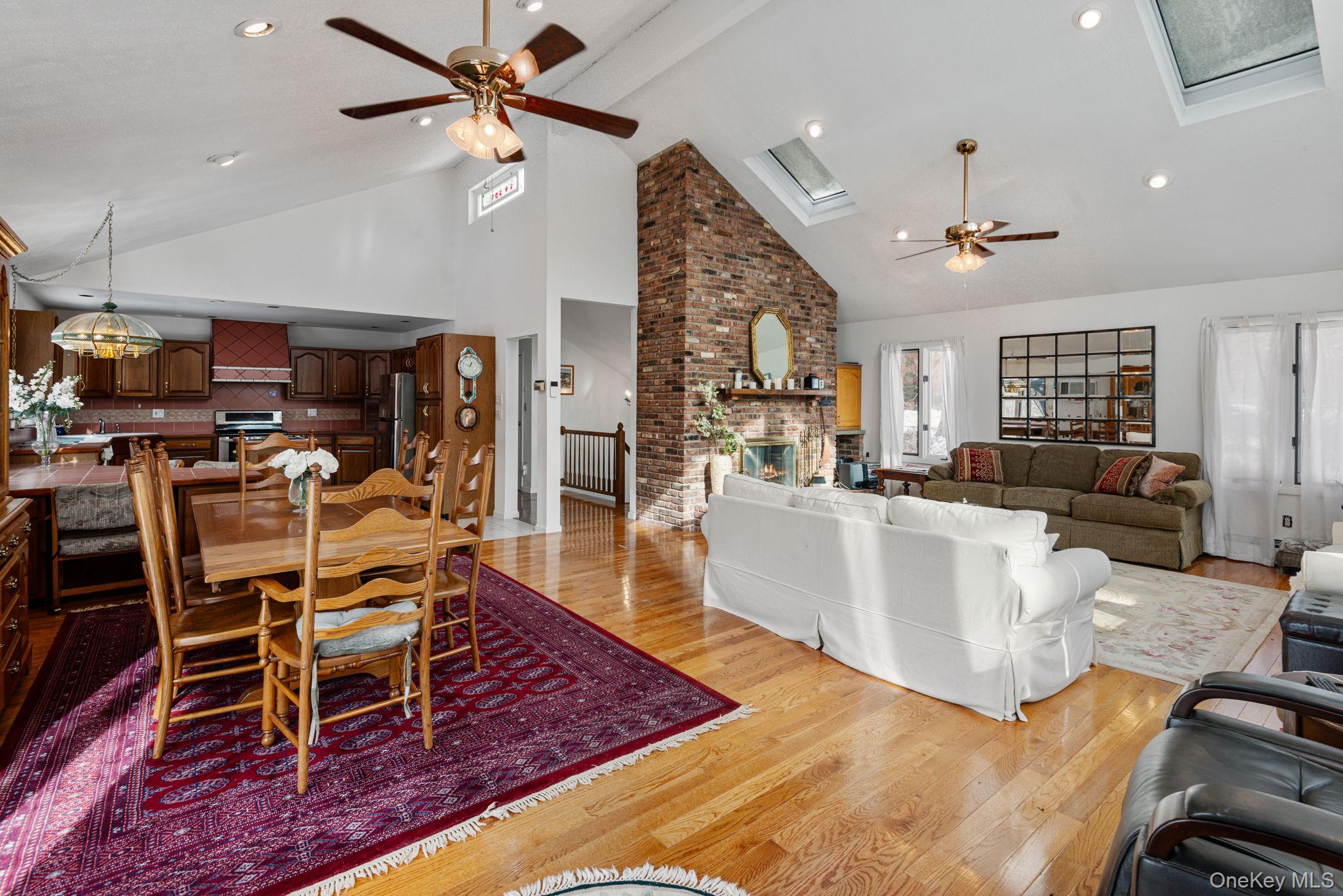 22 Glenview Avenue, Northport, NY 11768