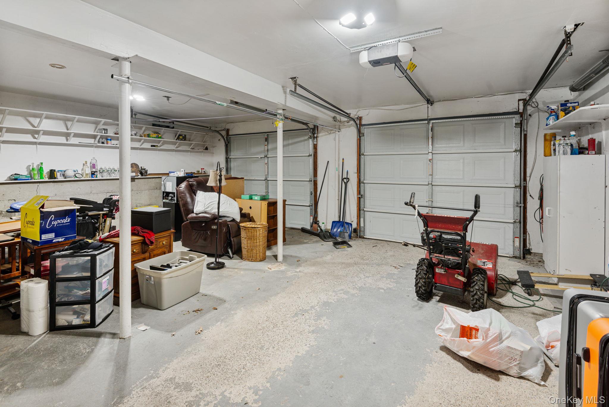 22 Glenview Avenue, Northport, NY 11768