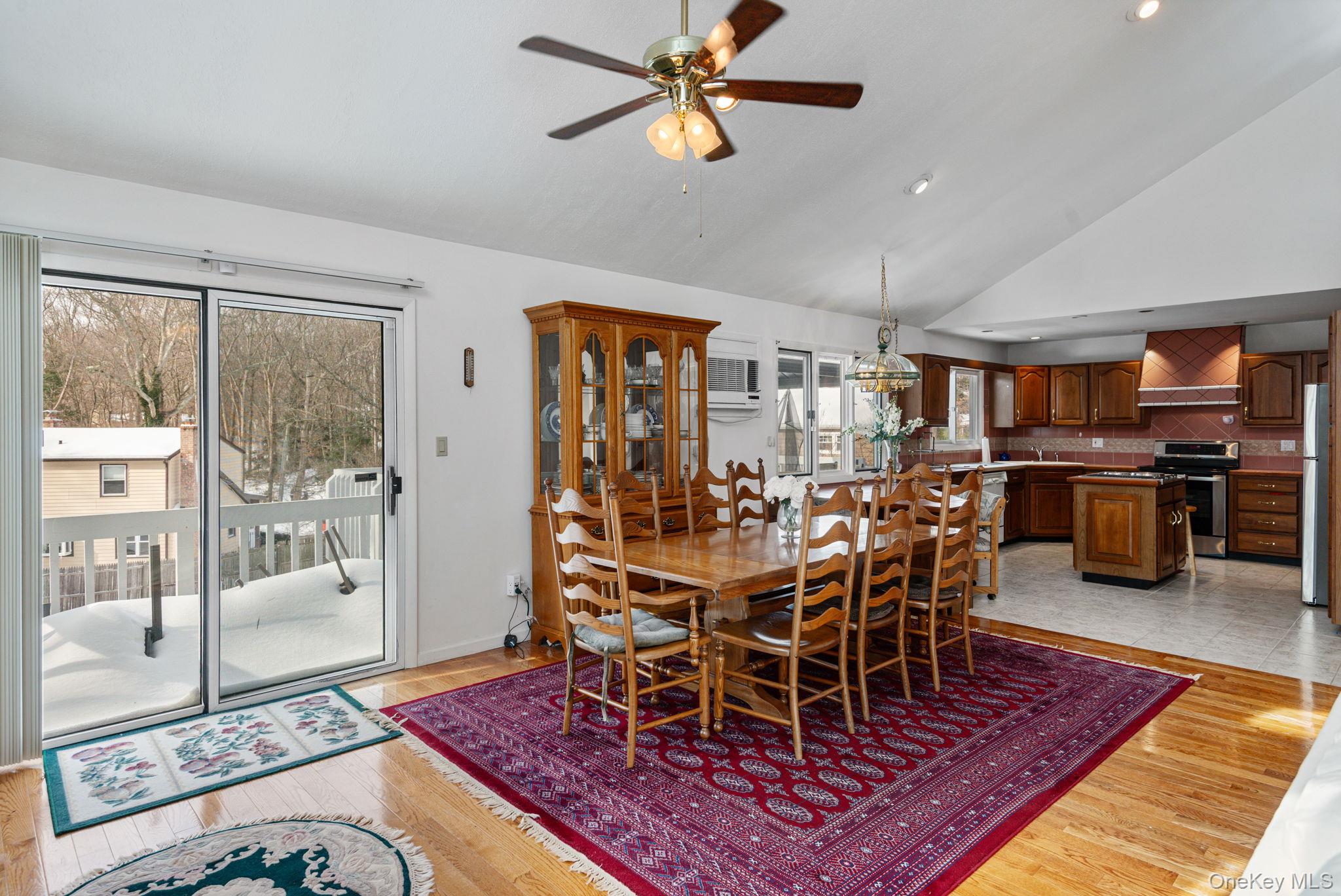 22 Glenview Avenue, Northport, NY 11768