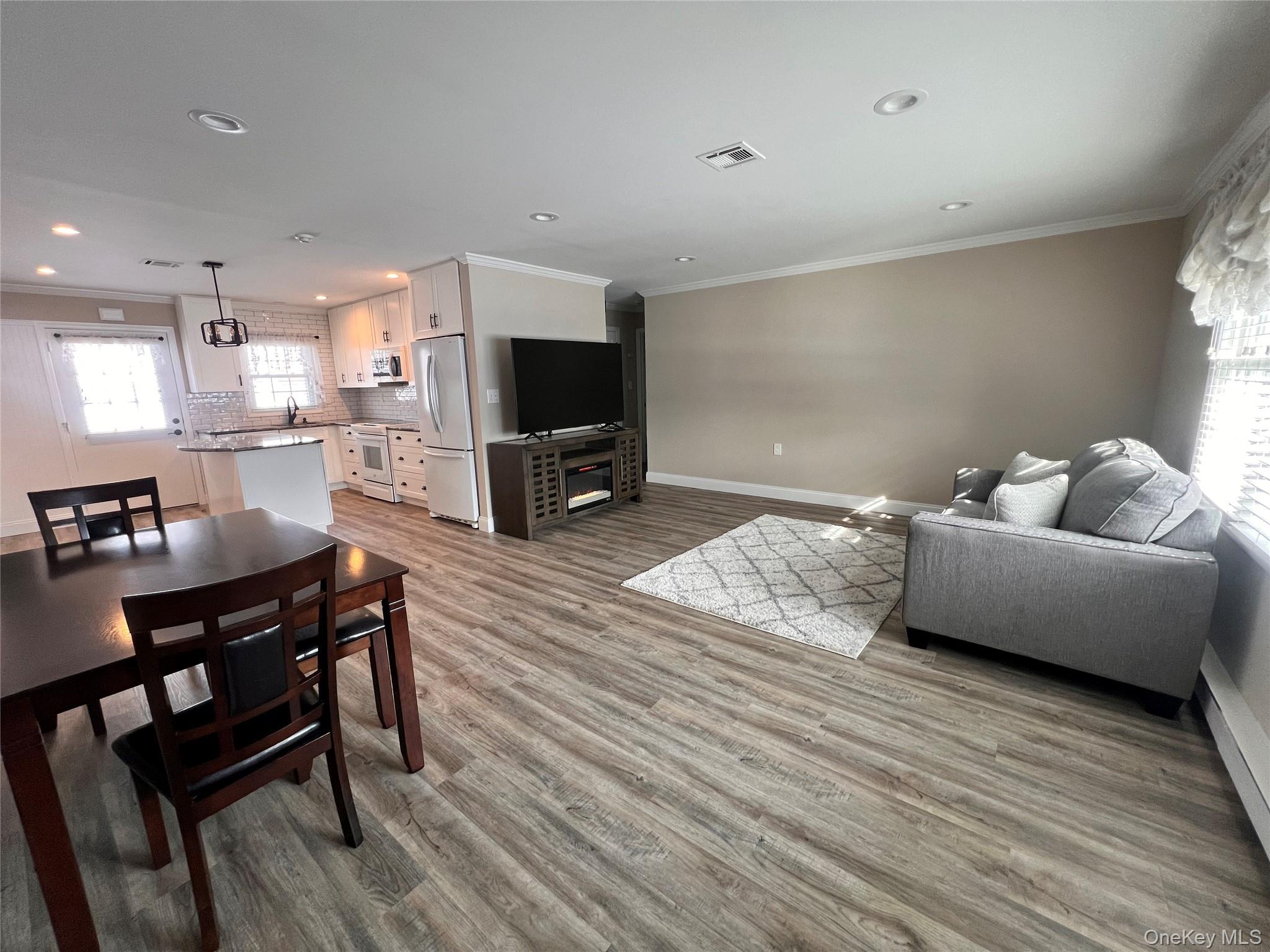 44B Trent Court # B, Ridge, NY 11961