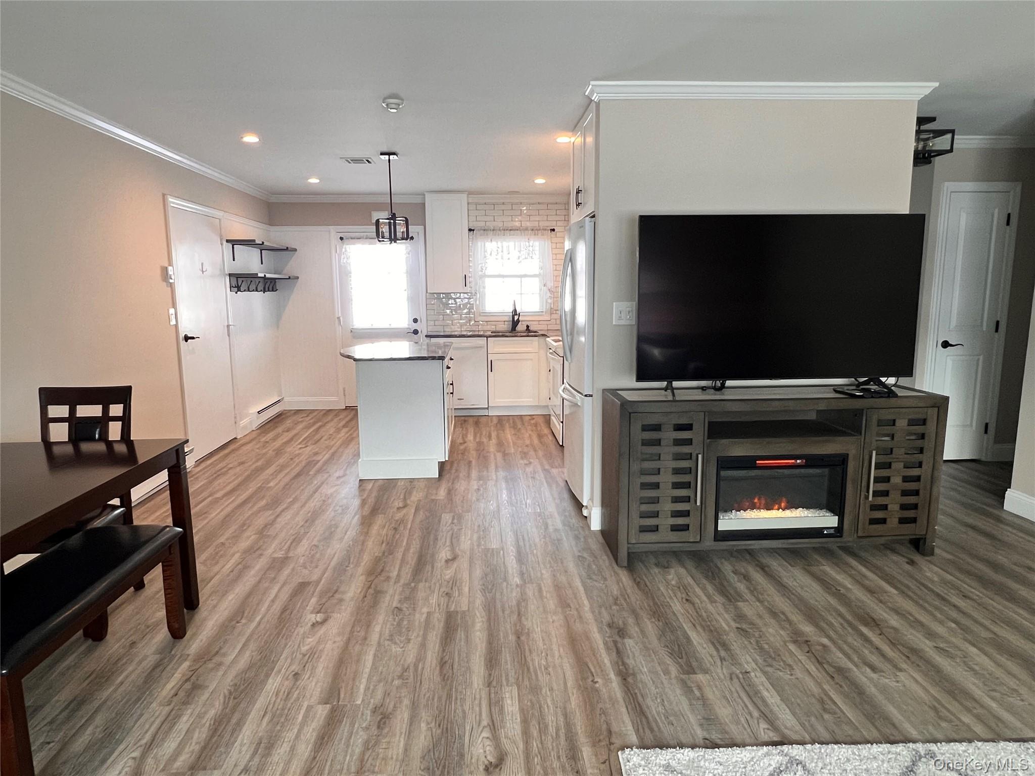 44B Trent Court # B, Ridge, NY 11961