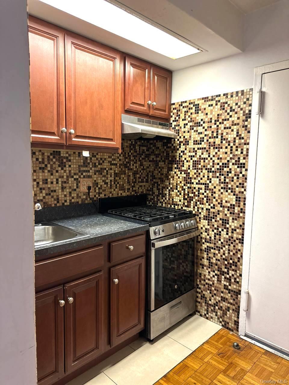 181 Pearsall Drive # 4D, Mount Vernon, NY 10552