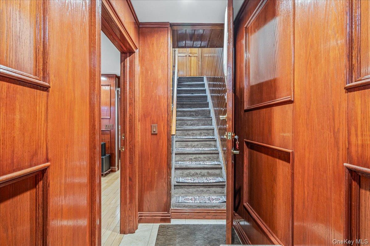 6194 Grove Street, Ridgewood, NY 11385