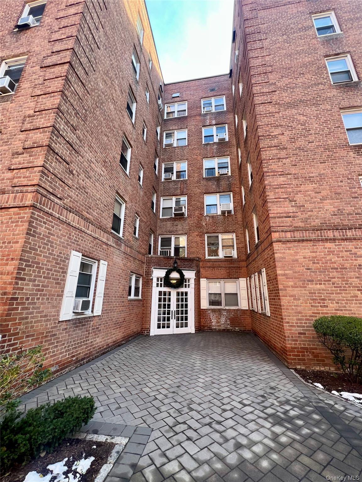 70 locust Avenue # B603, New Rochelle, NY 10801