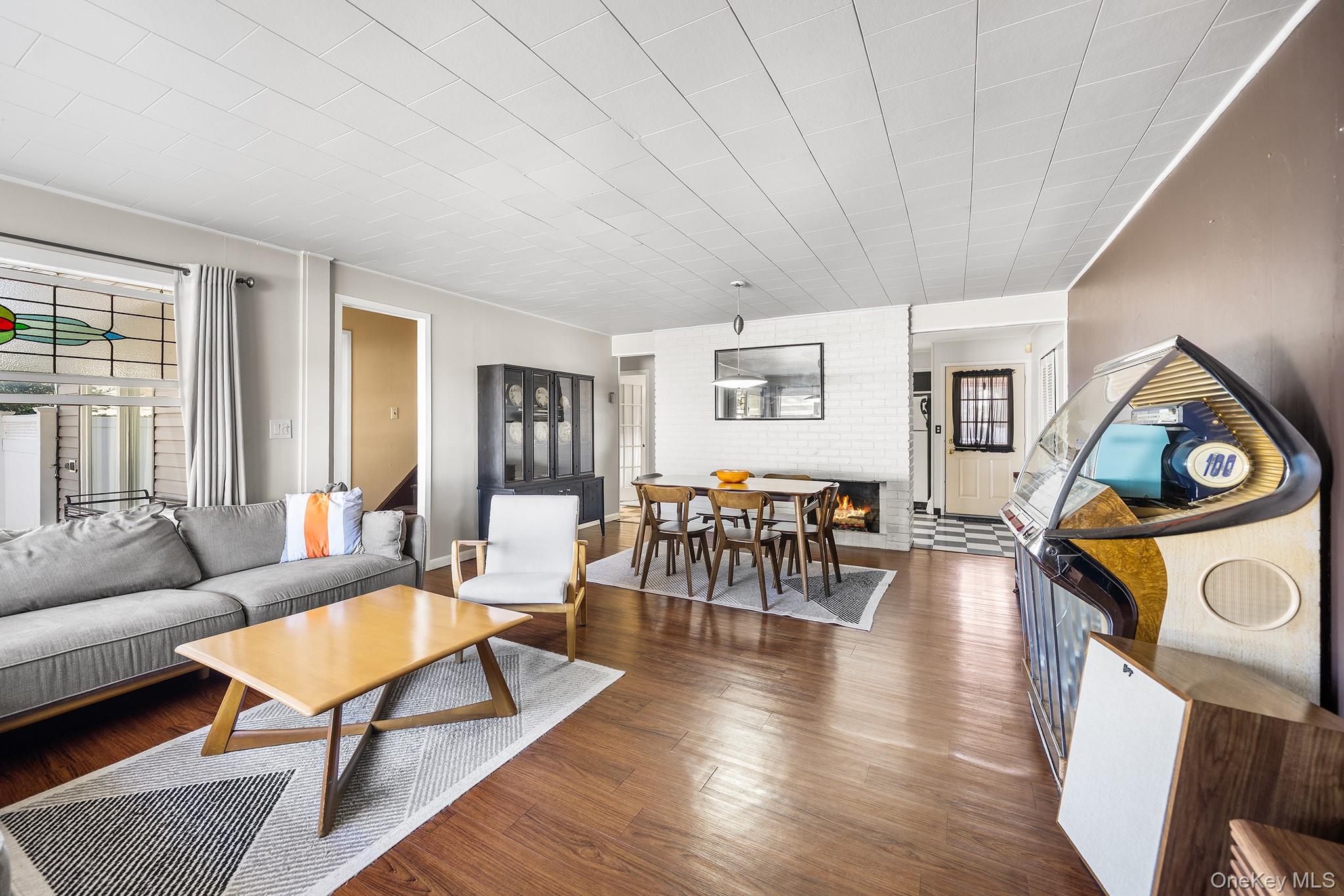 111 Stirrup Lane, Levittown, NY 11756