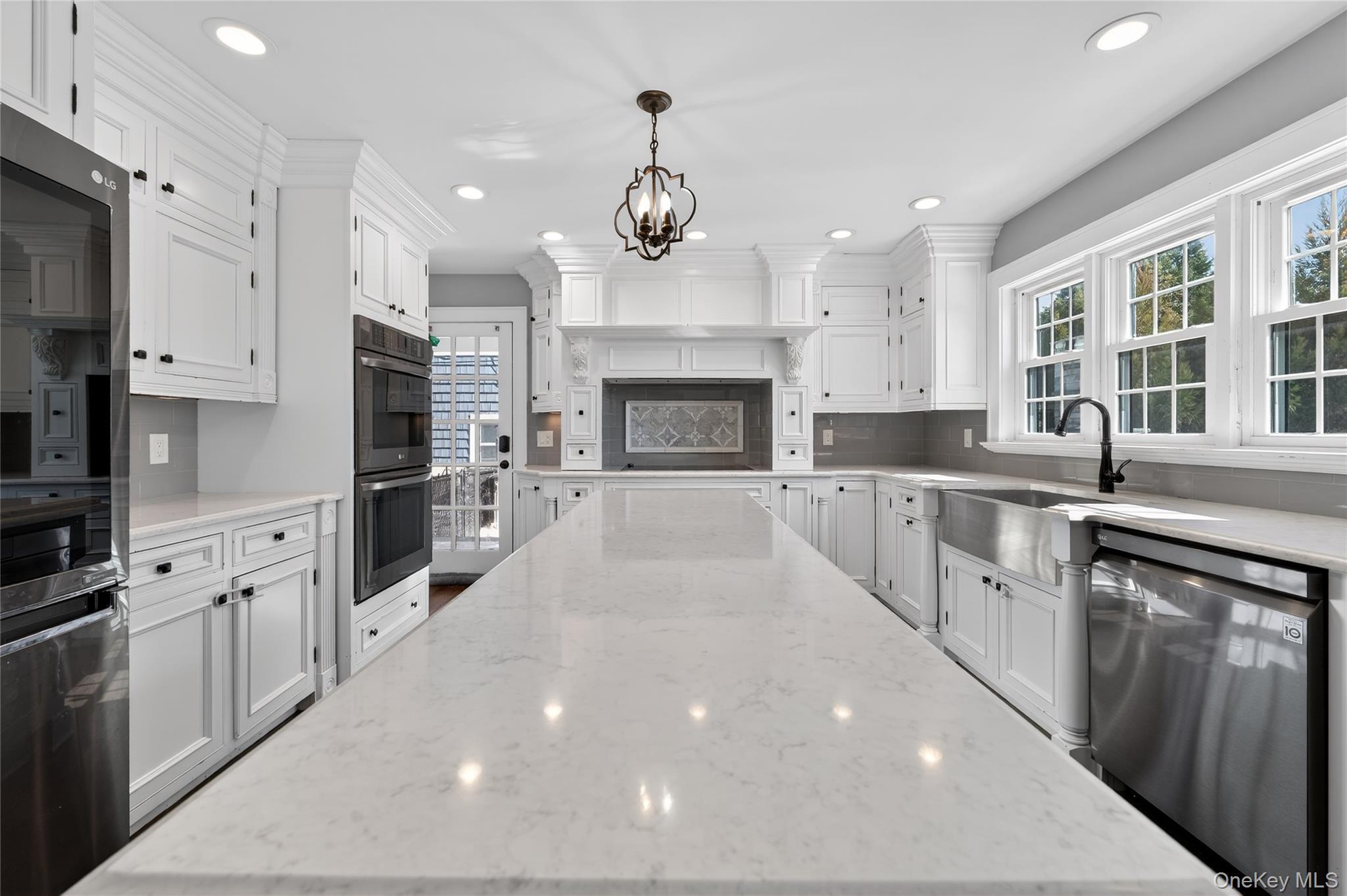 20 Westbridge Drive, Babylon, NY 11702