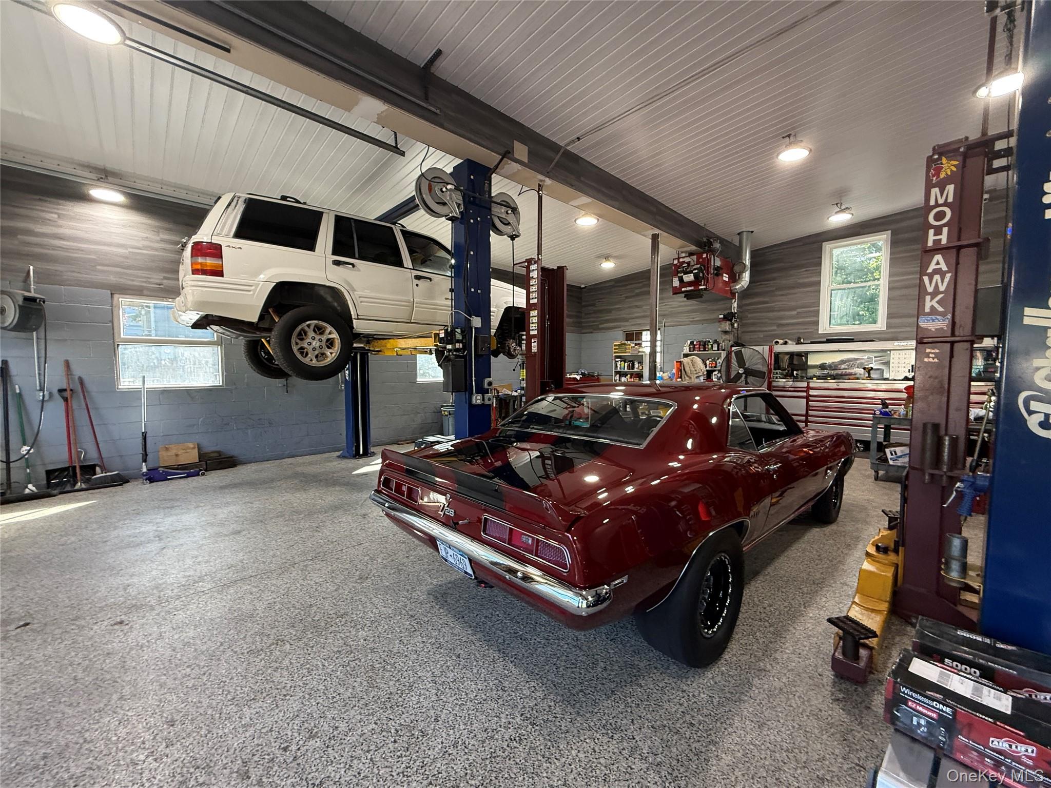 944 E Main Street, Riverhead, NY 11901