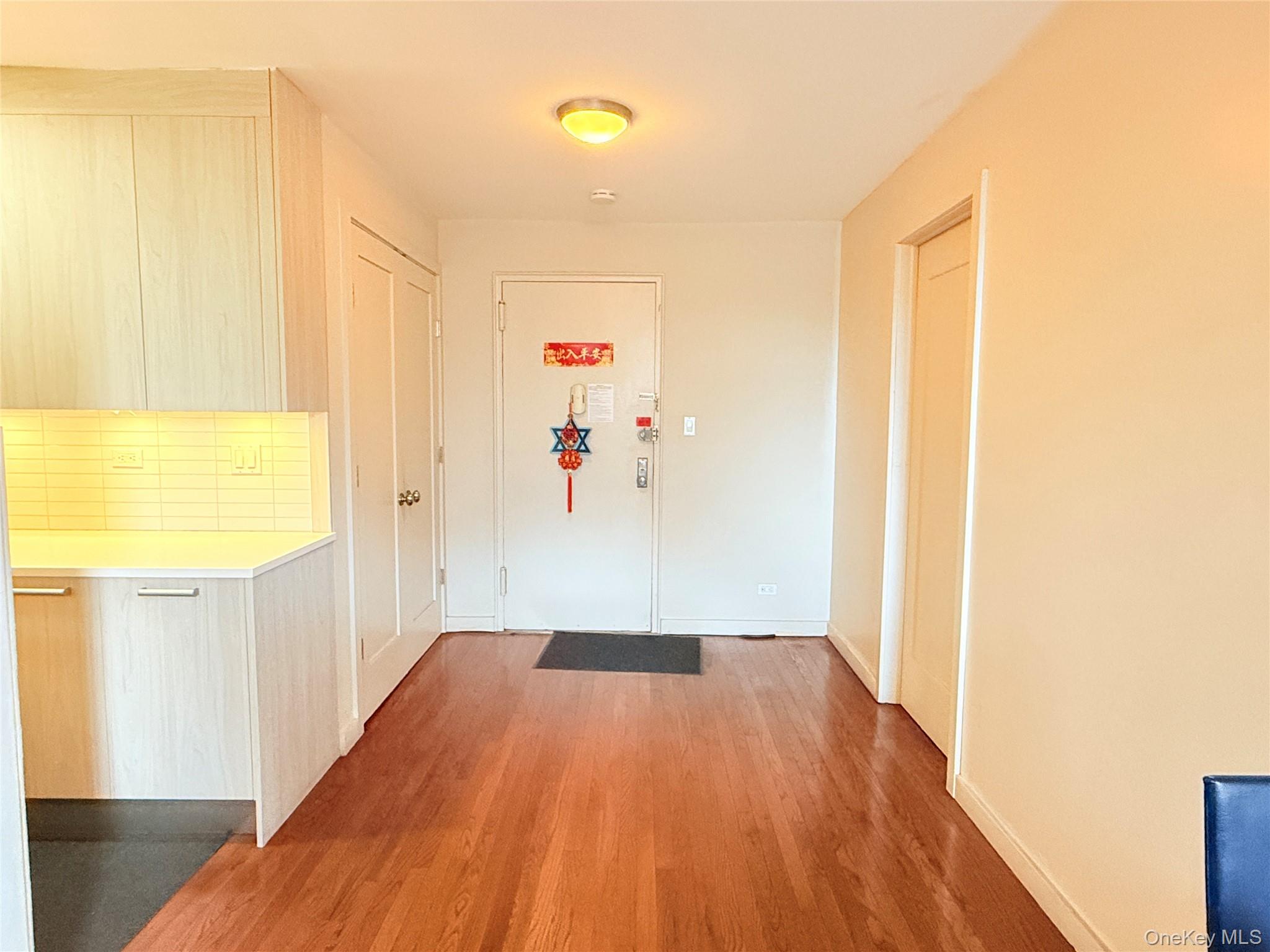87-10 51st Ave # 5H, Elmhurst, NY 11373