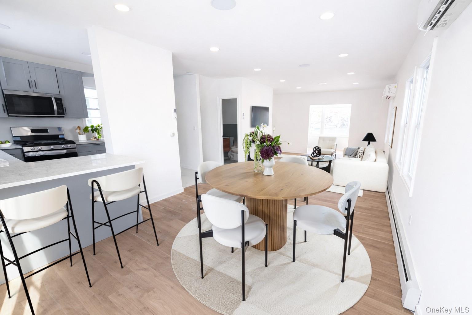 112-16 198th Street, Saint Albans, NY 11412