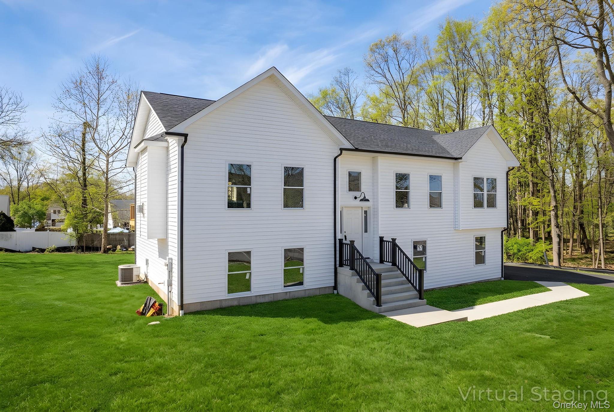 748 9W Route, Valley Cottage, NY 10989