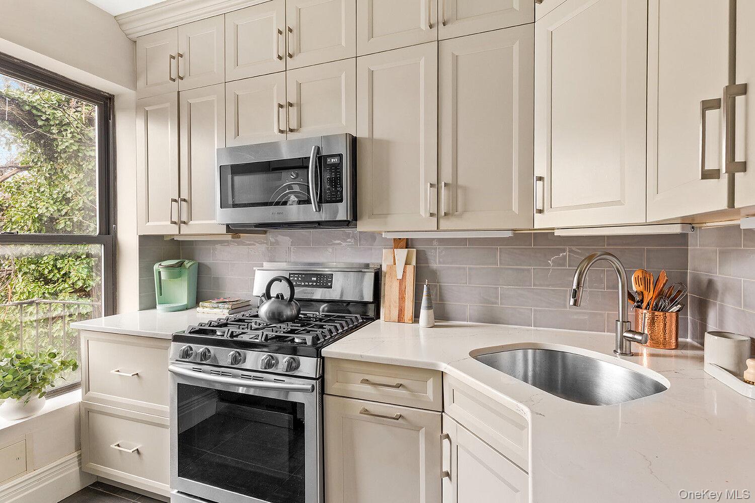 378 7TH Street # 4R, Brooklyn, NY 11215