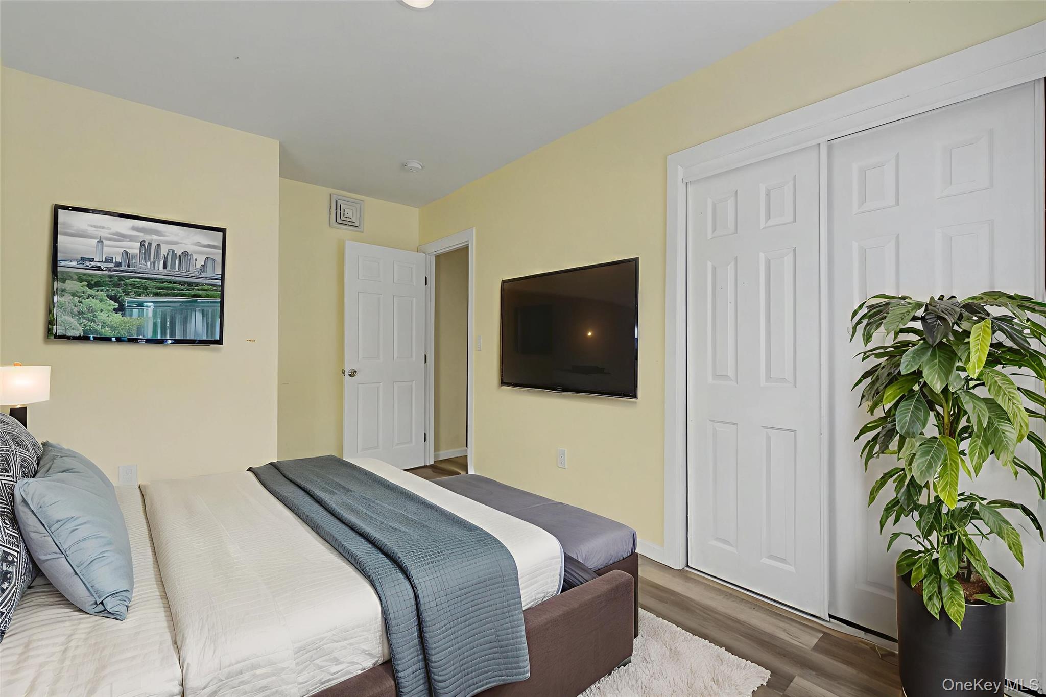 61 Carson Avenue, Newburgh, NY 12550