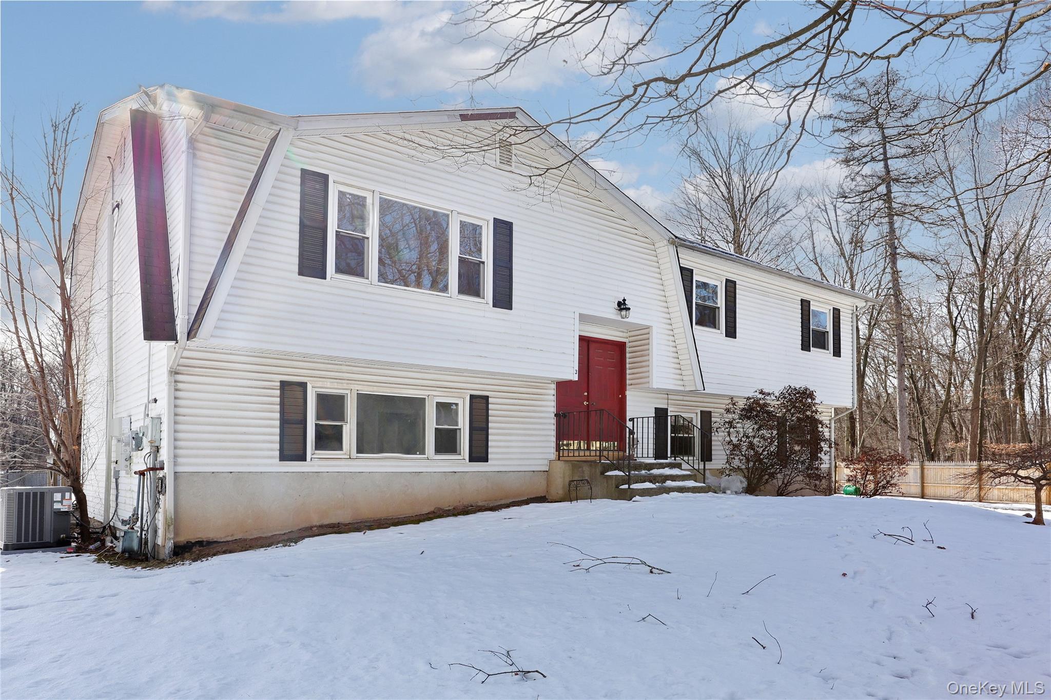 3 Brettmann Circle, New City, NY 10956