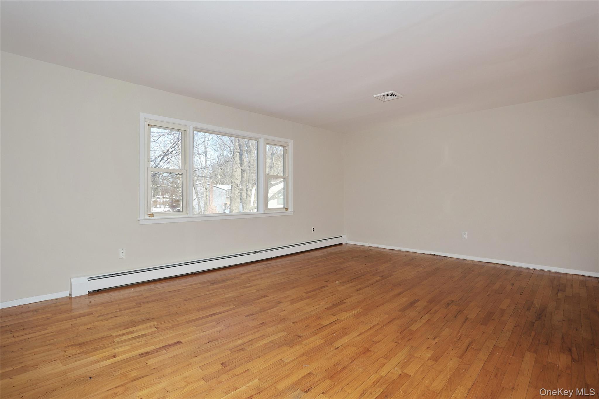 3 Brettmann Circle, New City, NY 10956