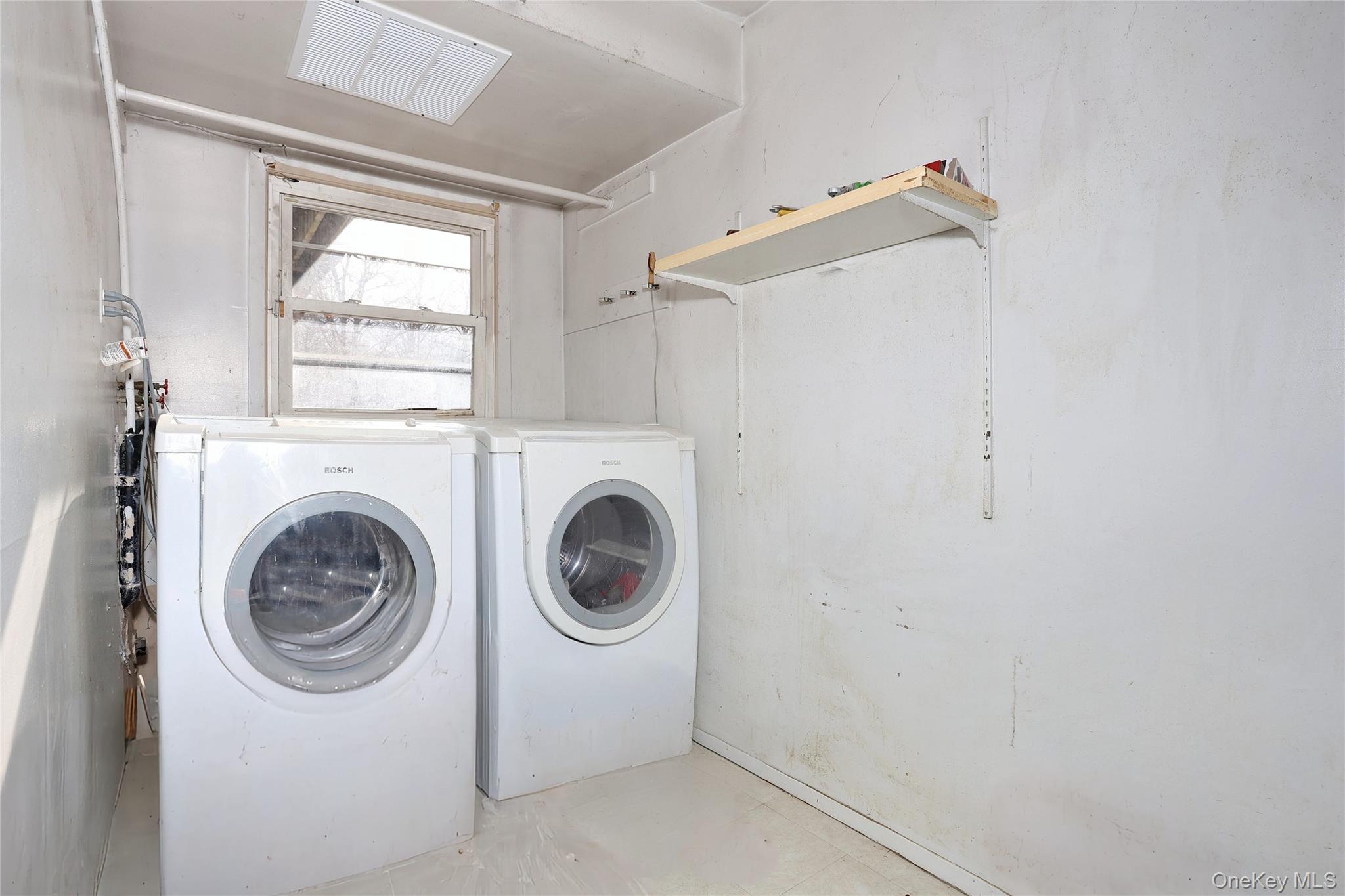 3 Brettmann Circle, New City, NY 10956