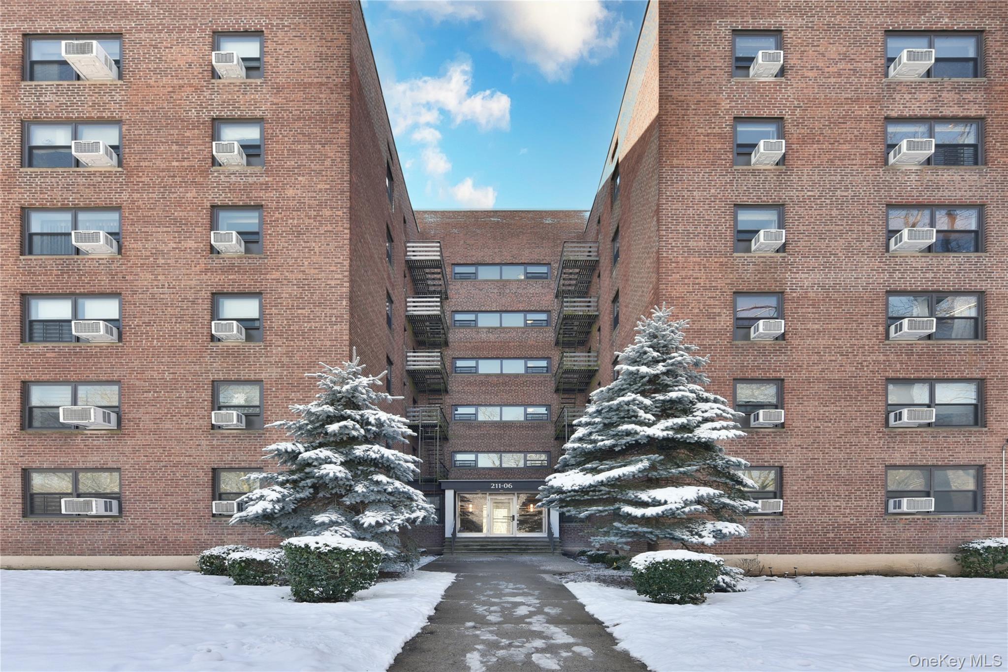 211-06 75th Avenue # 2E, Bayside, NY 11364