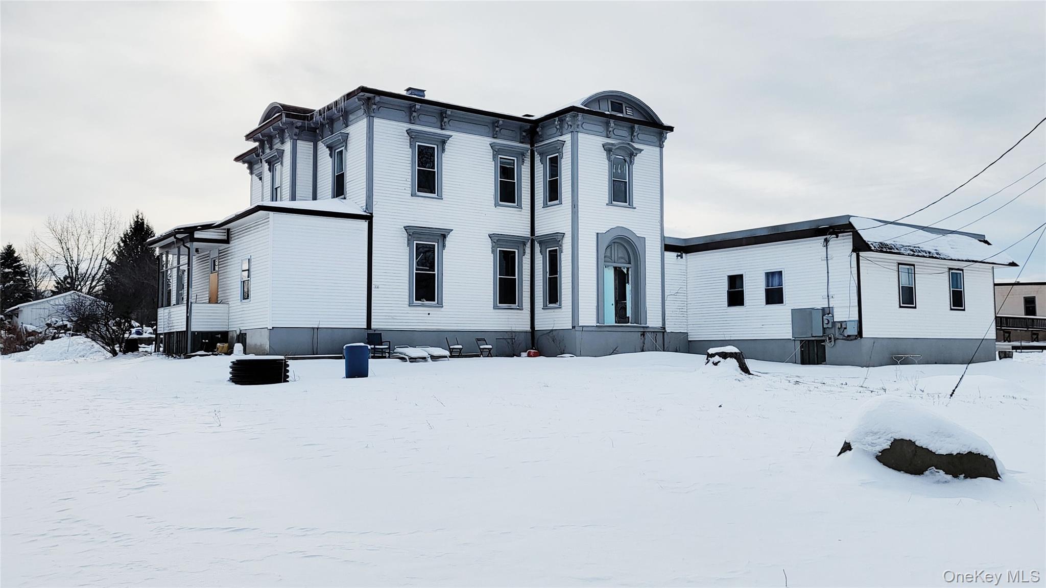 1 Mills Place, Milton, NY 12547