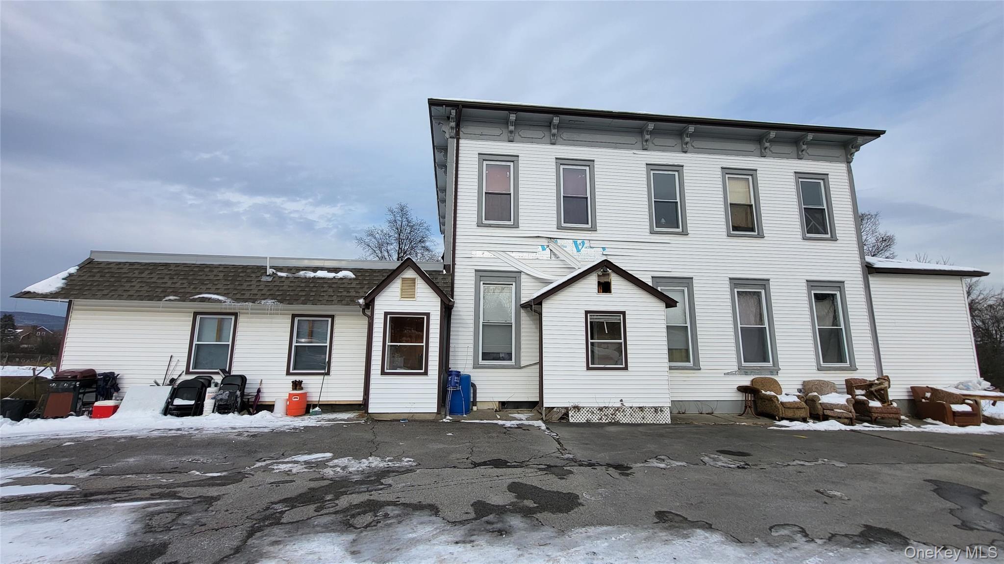 1 Mills Place, Milton, NY 12547