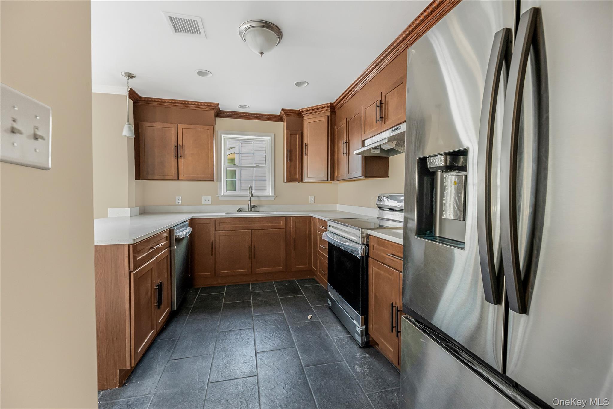 316 E 4th Street, Mount Vernon, NY 10553