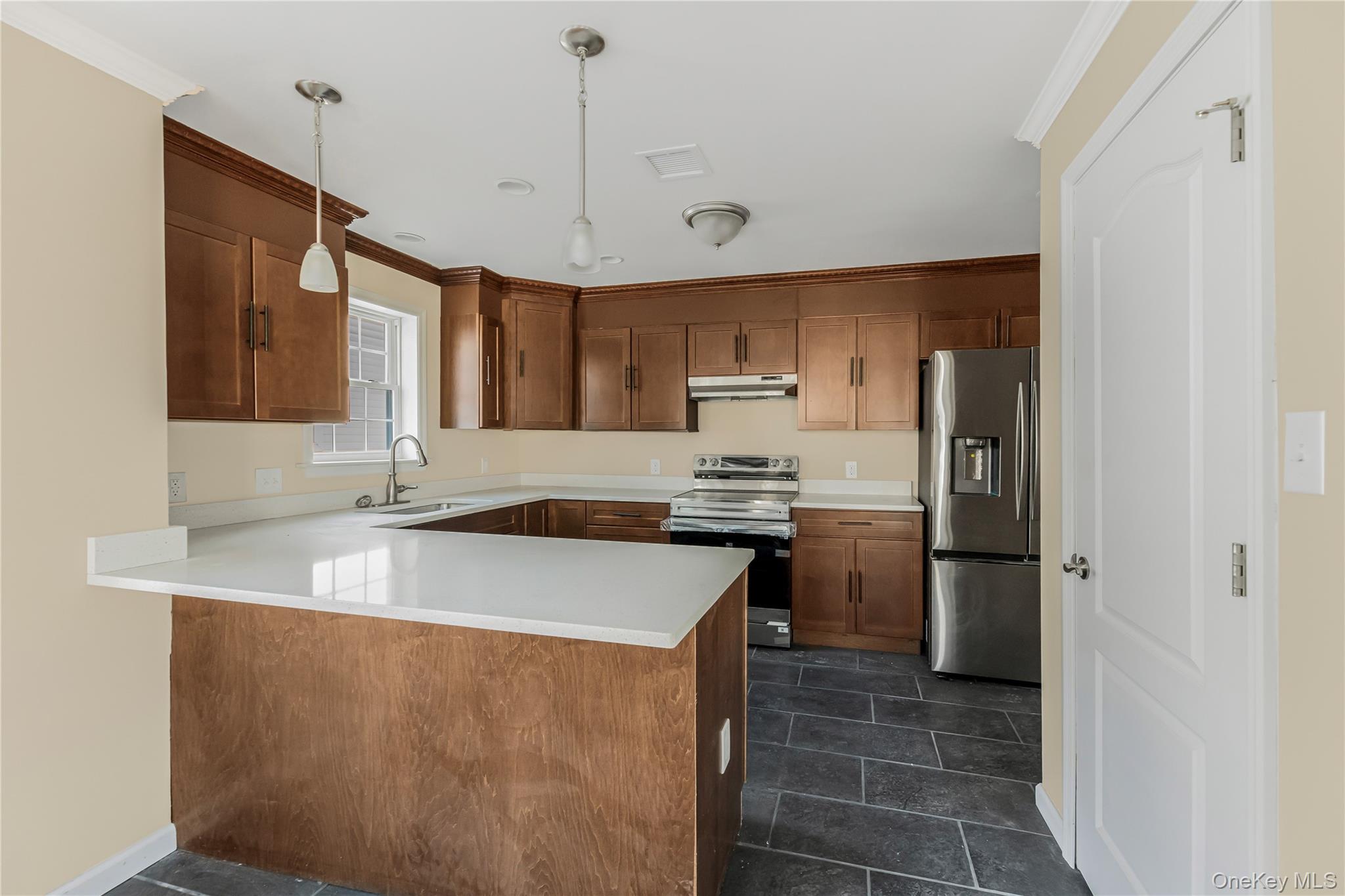 316 E 4th Street, Mount Vernon, NY 10553