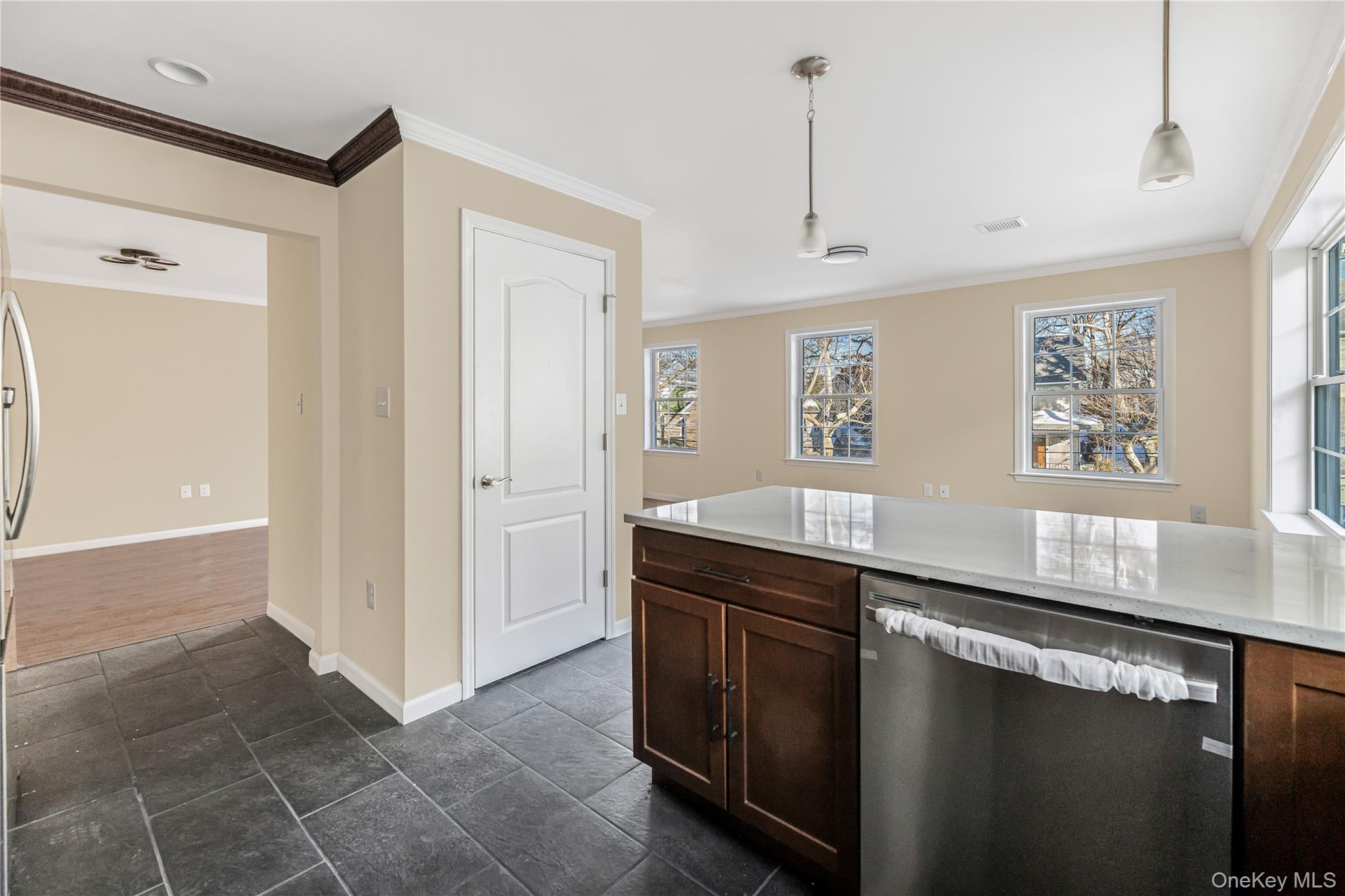 316 E 4th Street, Mount Vernon, NY 10553