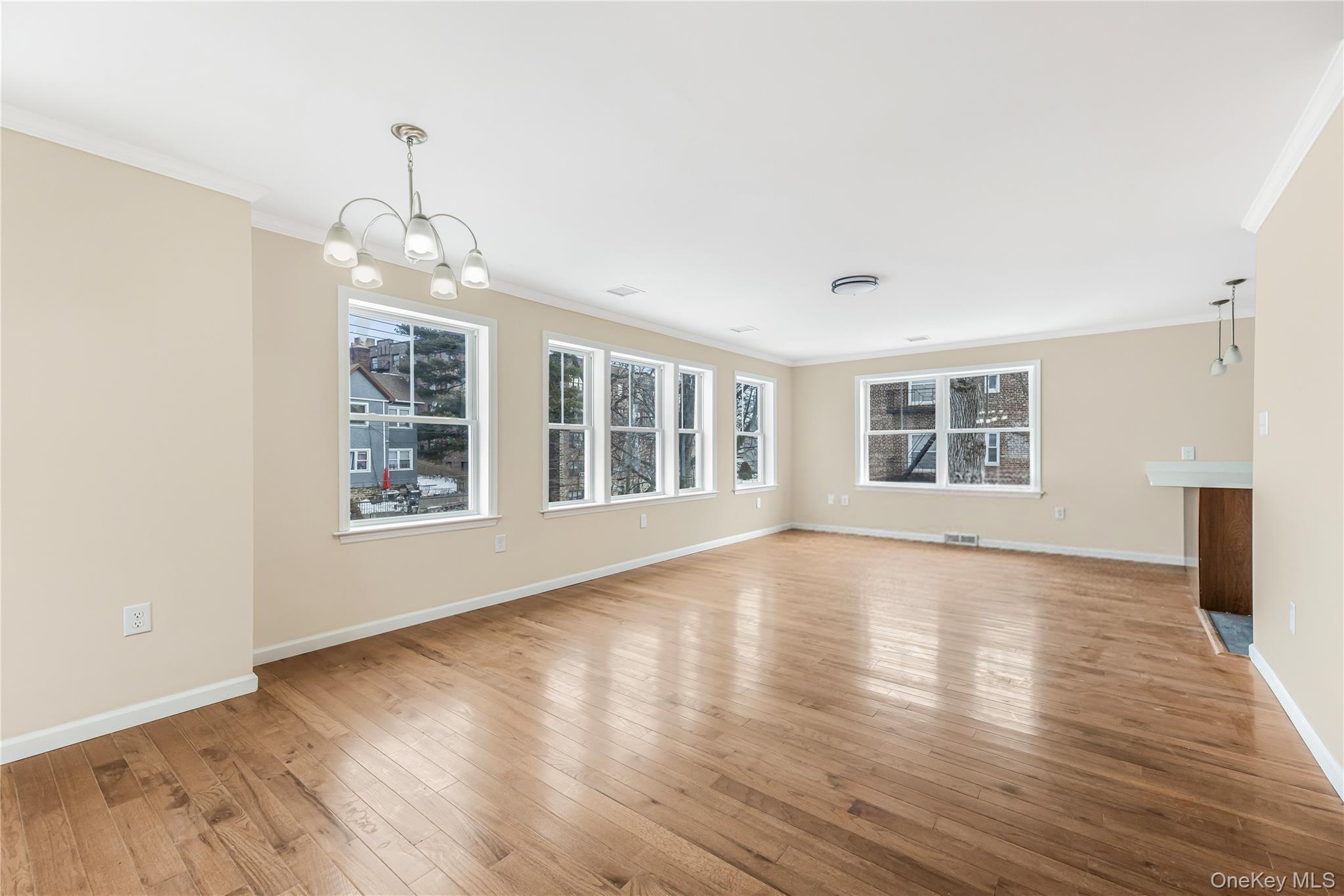 320 E 4th Street, Mount Vernon, NY 10553