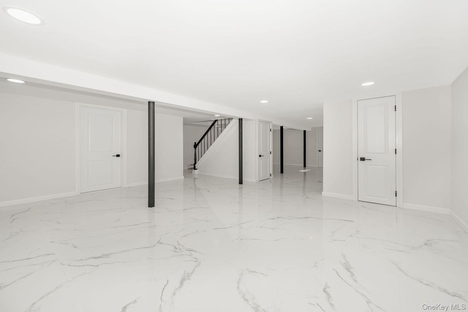 42 Ronald Drive N, Amityville, NY 11701