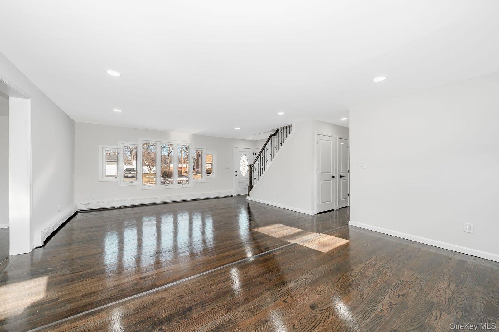 42 Ronald Drive N, Amityville, NY 11701