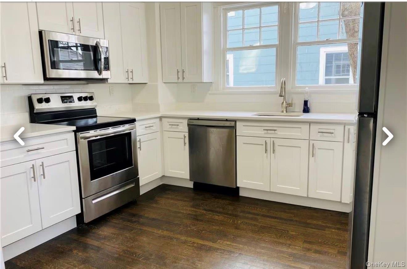 61 Violet Avenue, Poughkeepsie, NY 12601